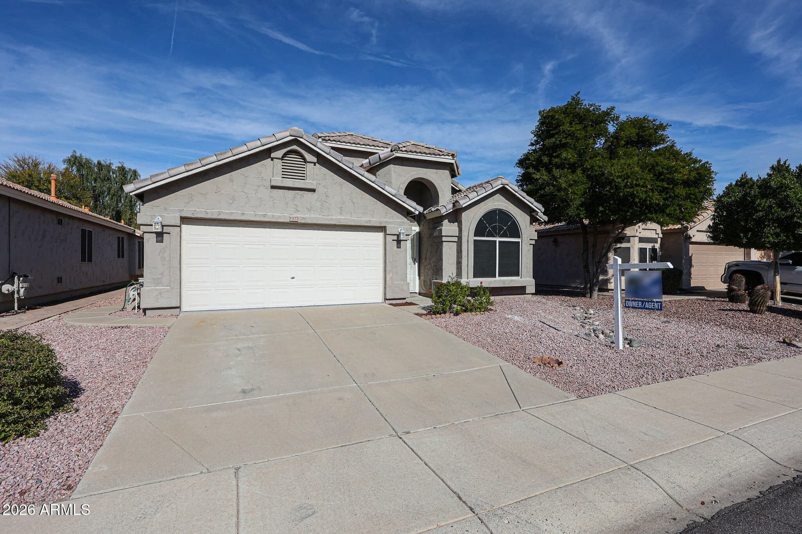 922 E BLACKHAWK Drive, Phoenix, AZ 85024