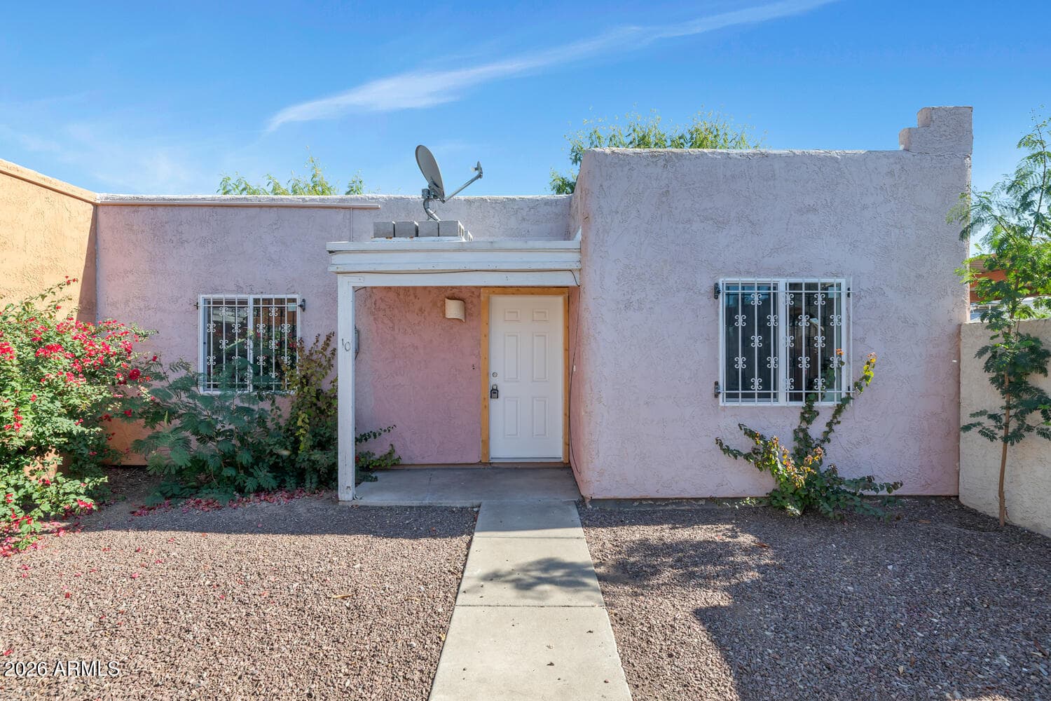 2847 N 46th Avenue 10, Phoenix, AZ 85035 — photo 1 of 20