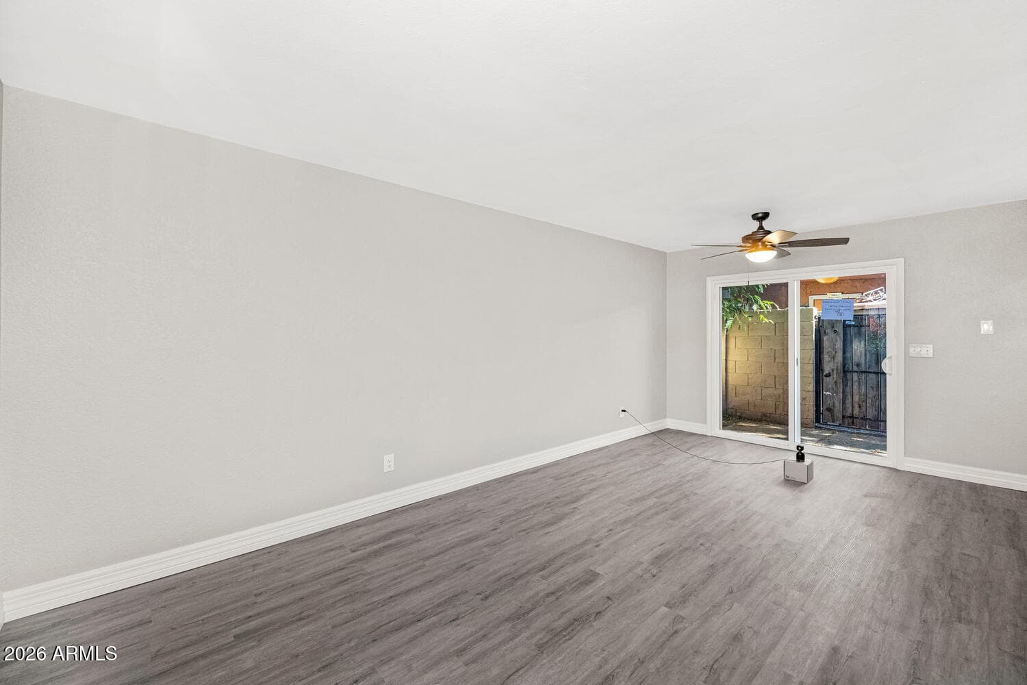 2847 N 46th Avenue 10, Phoenix, AZ 85035 — photo 10 of 20