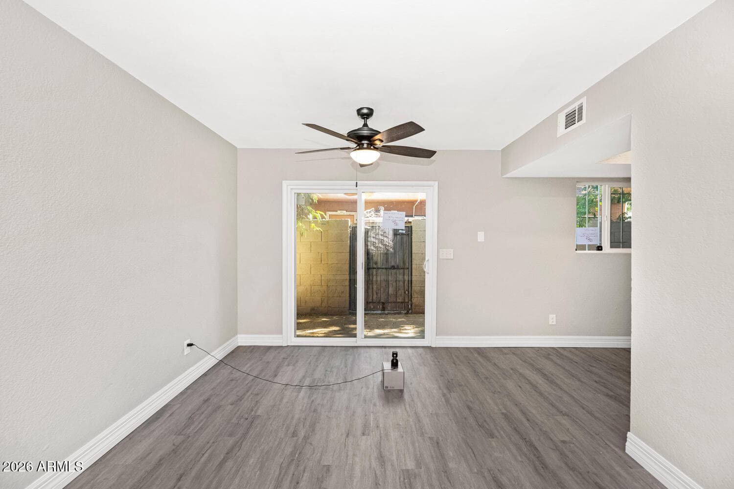 2847 N 46th Avenue 10, Phoenix, AZ 85035 — photo 11 of 20