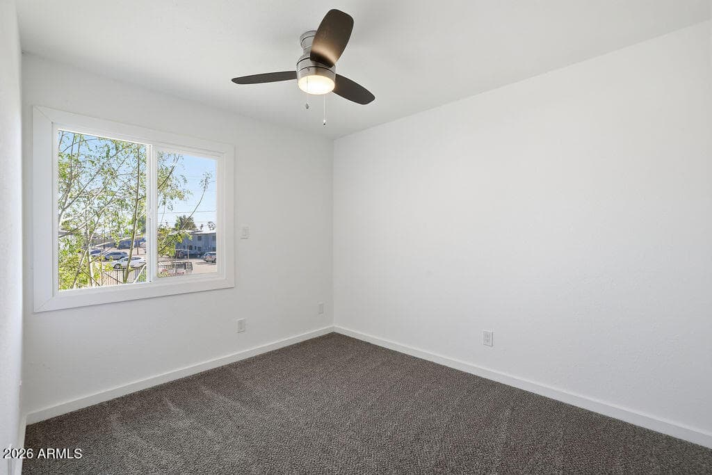 4721 N 26TH Drive, Phoenix, AZ 85017 — photo 13 of 21