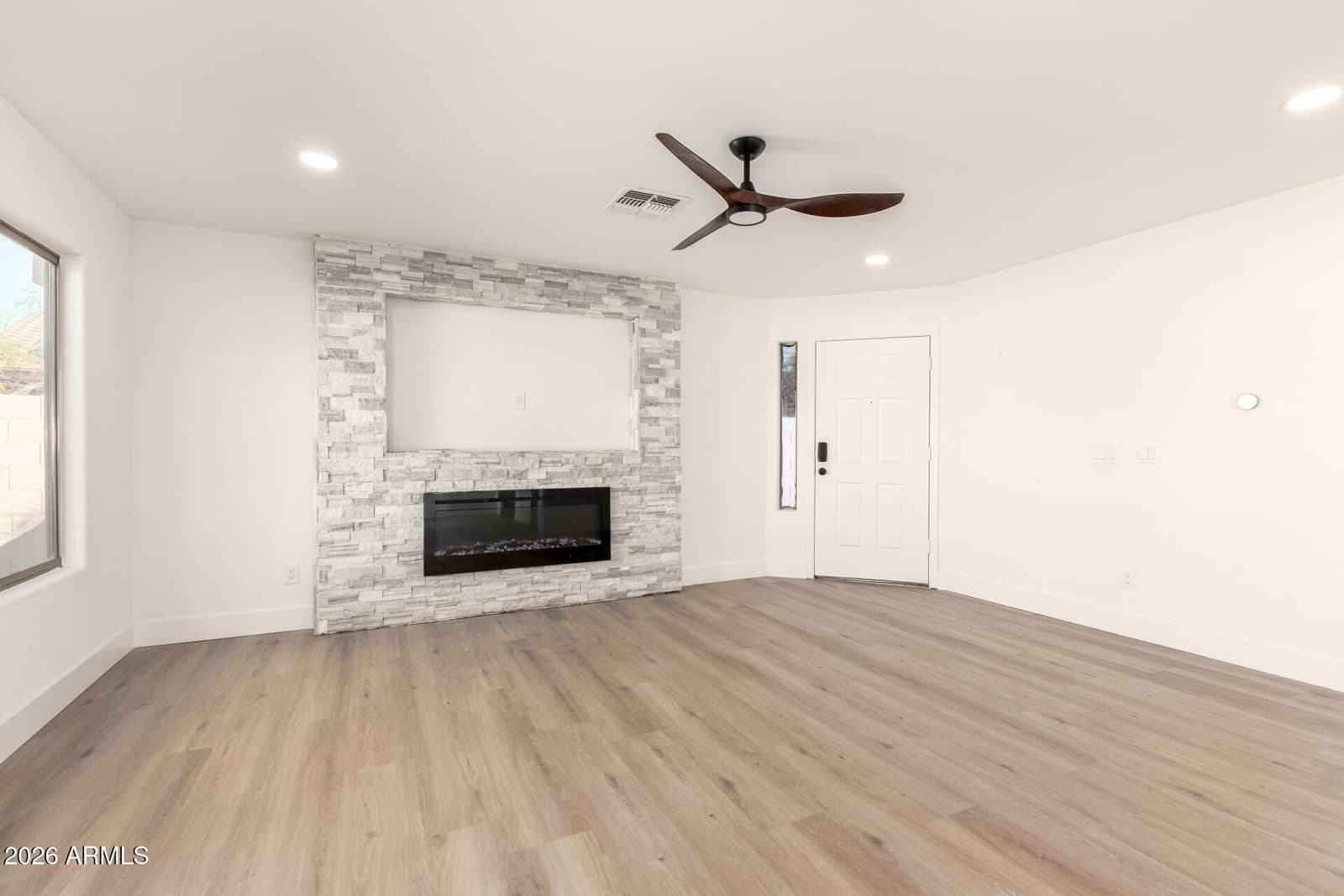 5302 S DOVE HOLLOW, Buckeye, AZ 85326 — photo 8 of 41