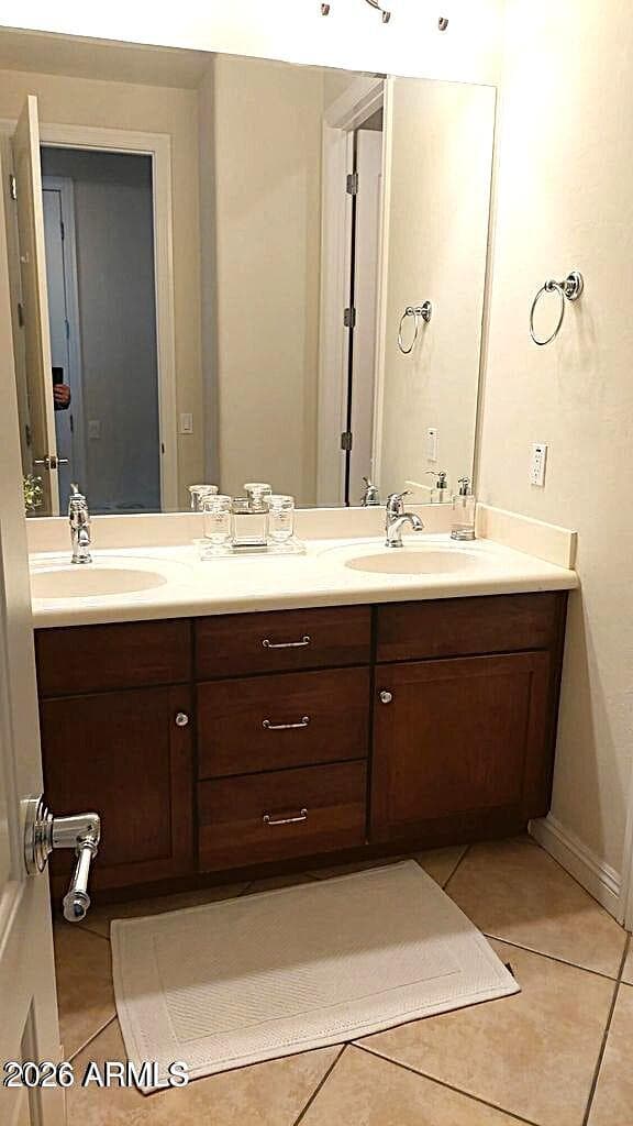 21212 N 38th Place, Phoenix, AZ 85050 — photo 23 of 32