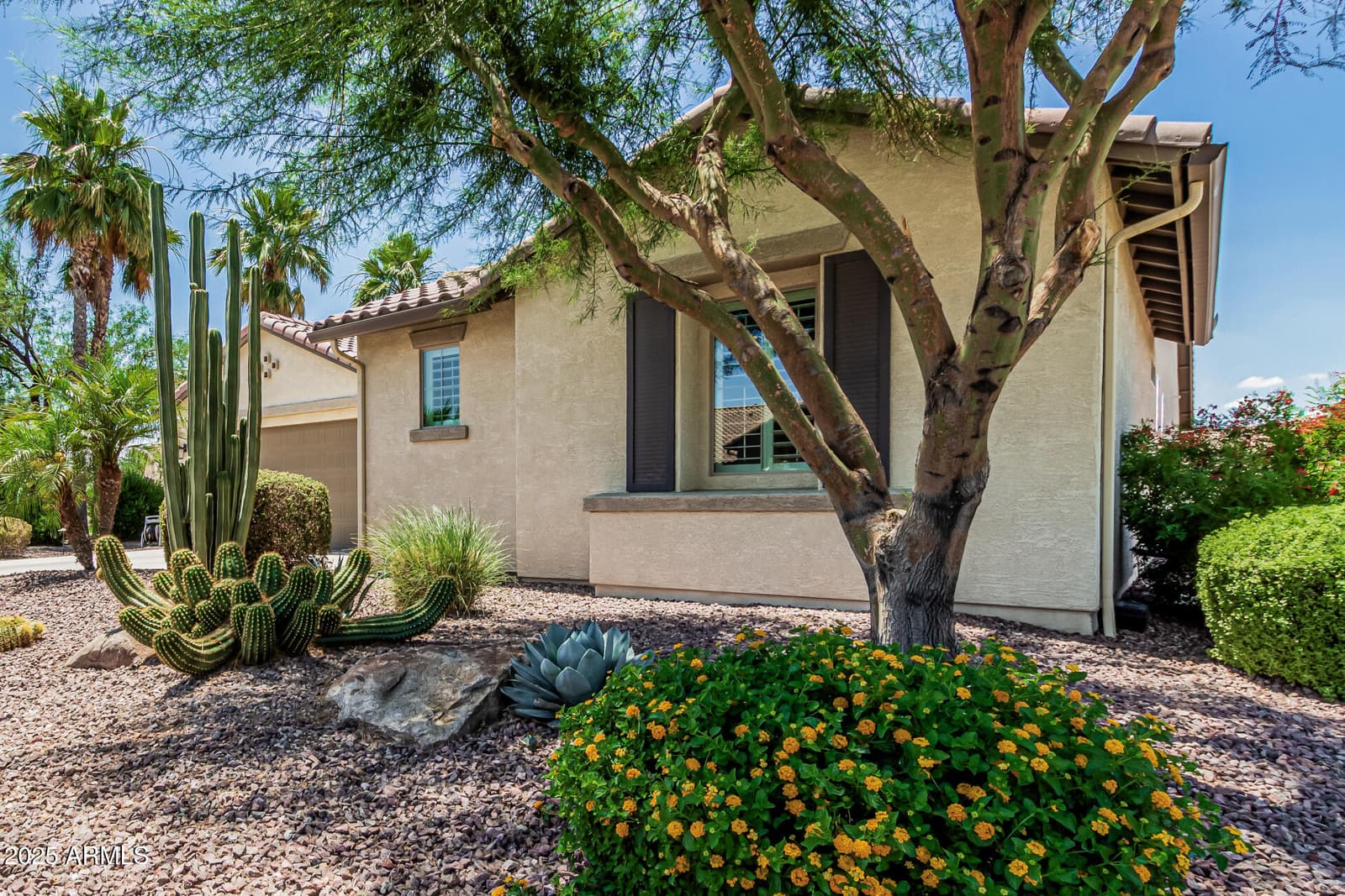 5261 N ARROWHEAD Drive, Eloy, AZ 85131 — photo 6 of 52