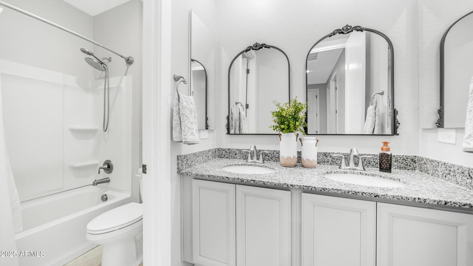 3855 S MCQUEEN Road 60, Chandler, AZ 85286 — photo 17 of 45