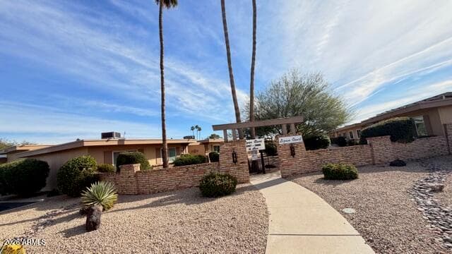 13885 N 111TH Avenue, Sun City, AZ 85351 — photo 11 of 24