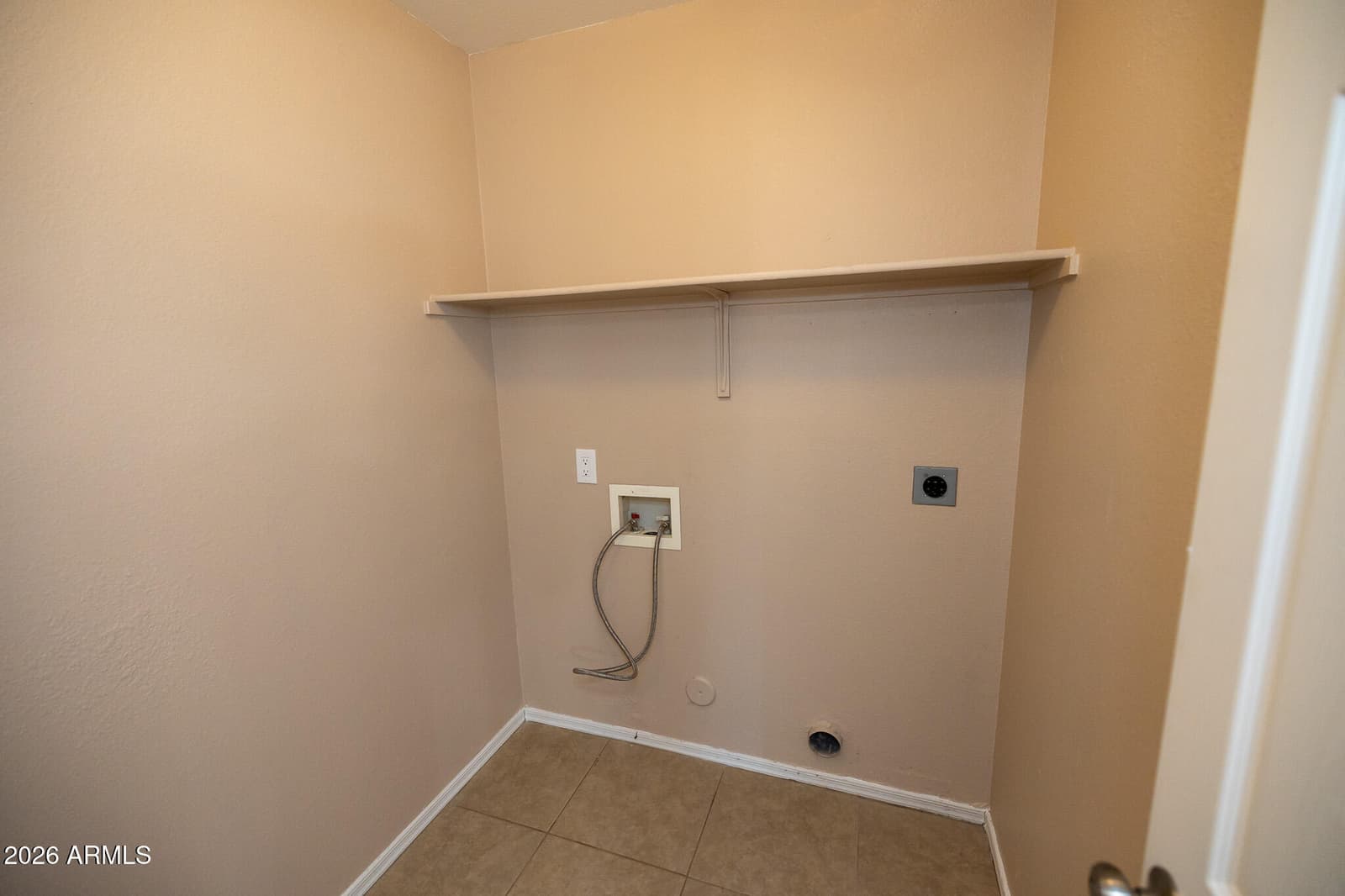 6091 S VISTA POINT Drive, Gold Canyon, AZ 85118 — photo 12 of 37