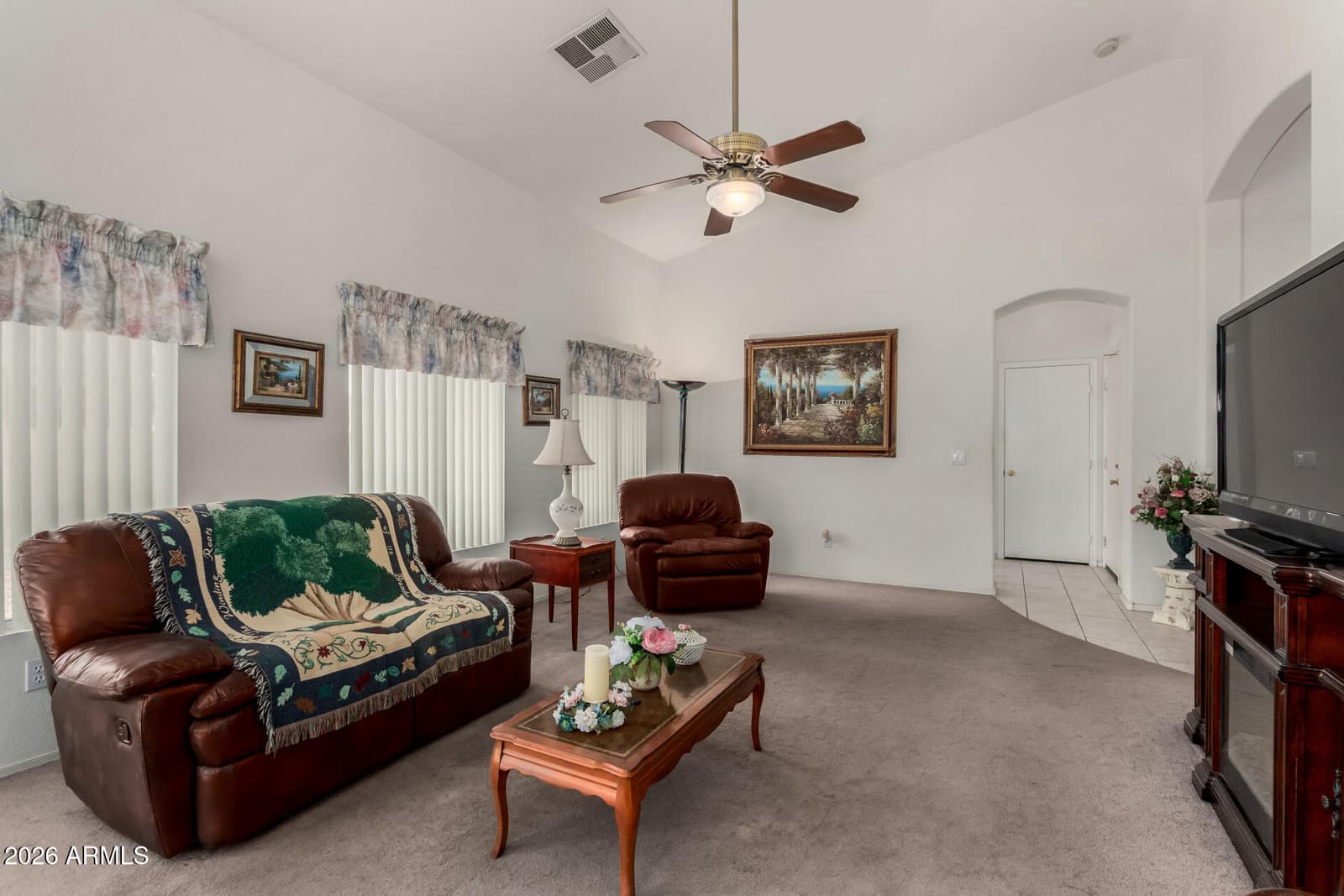 14821 W HONEYSUCKLE Lane, Surprise, AZ 85374 — photo 5 of 34