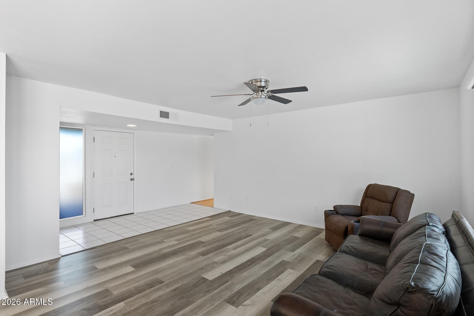 16432 N 45TH Avenue, Glendale, AZ 85306 — photo 7 of 41