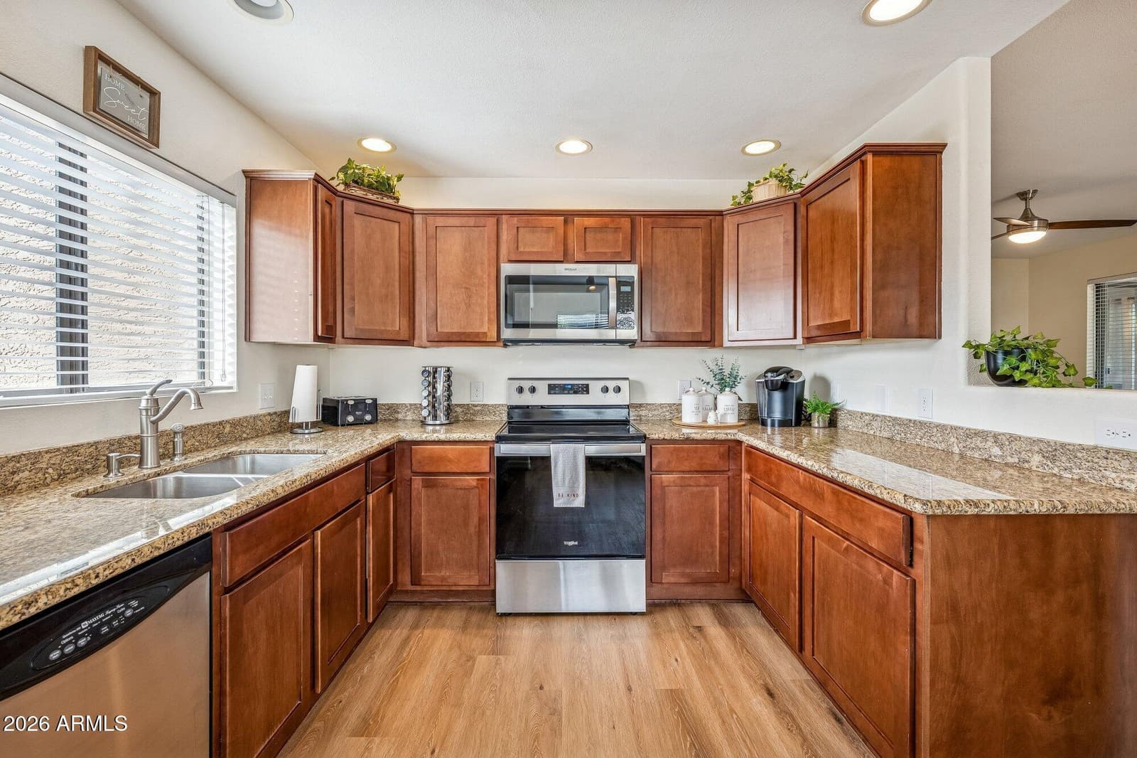 15252 N 100TH Street 1156, Scottsdale, AZ 85260 — photo 3 of 31