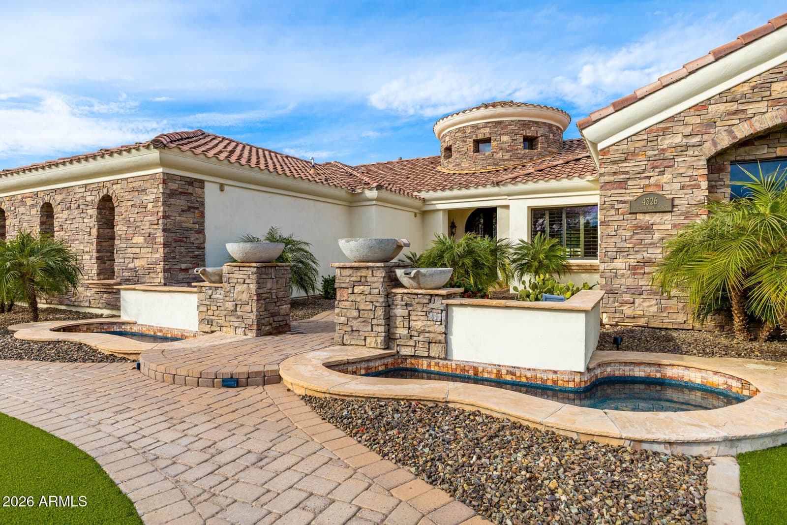 4326 E CAPRICORN Place, Chandler, AZ 85249 — photo 6 of 105