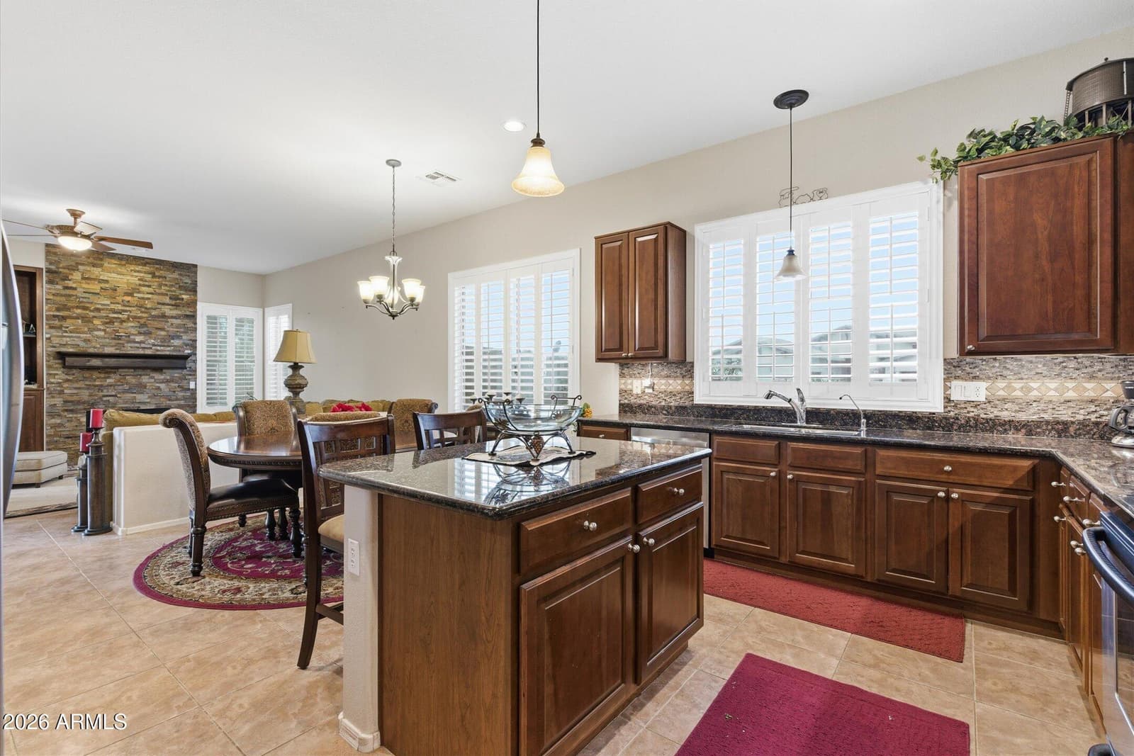 8348 S LUCKY SEVEN Court, Gold Canyon, AZ 85118 — photo 11 of 66