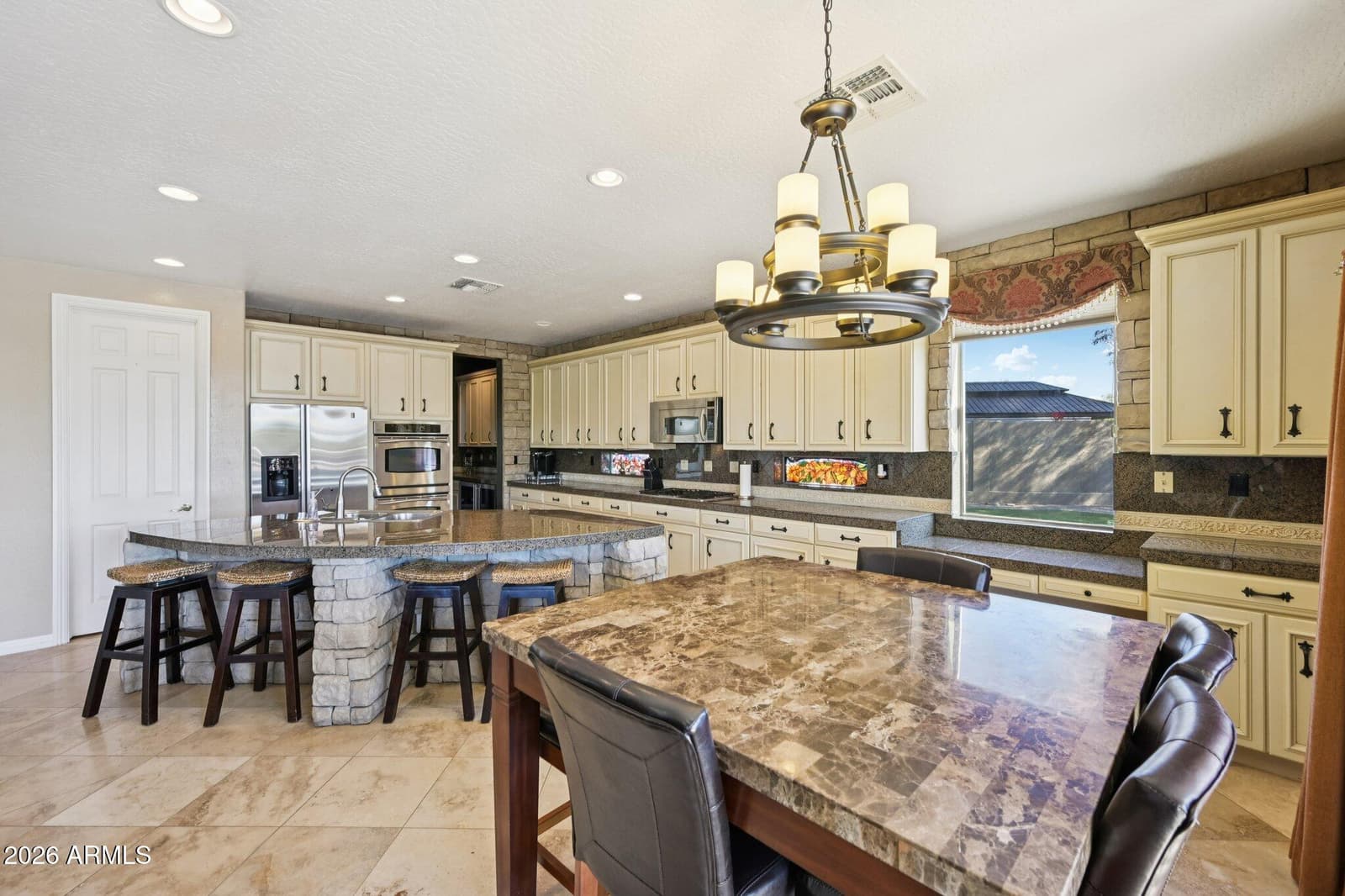 2206 W KELLER Court, Anthem, AZ 85086 — photo 11 of 83