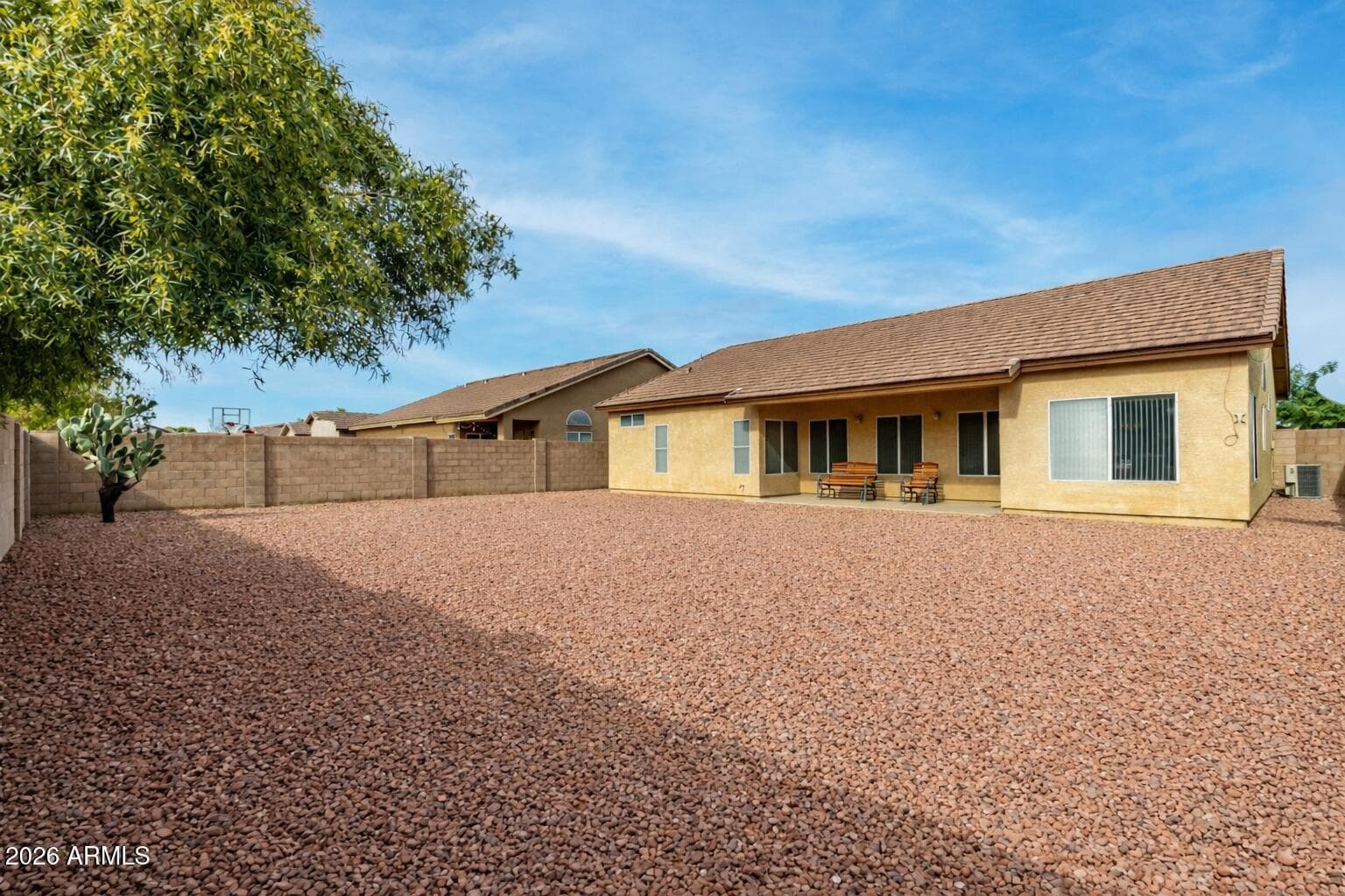 14821 W HONEYSUCKLE Lane, Surprise, AZ 85374 — photo 21 of 34