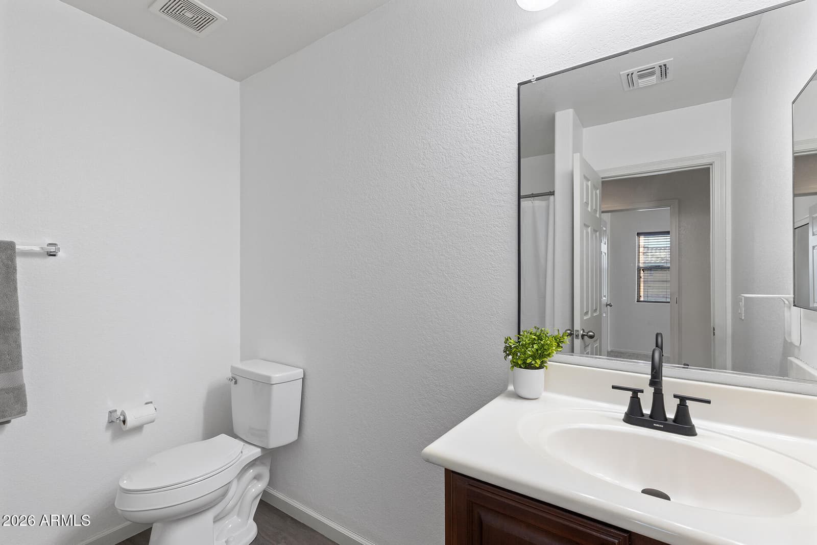6430 W BARBARA Avenue, Glendale, AZ 85302 — photo 37 of 67
