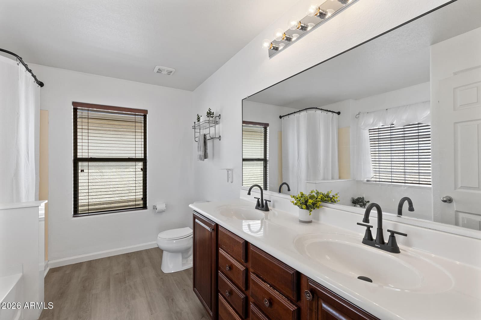 6430 W BARBARA Avenue, Glendale, AZ 85302 — photo 42 of 67