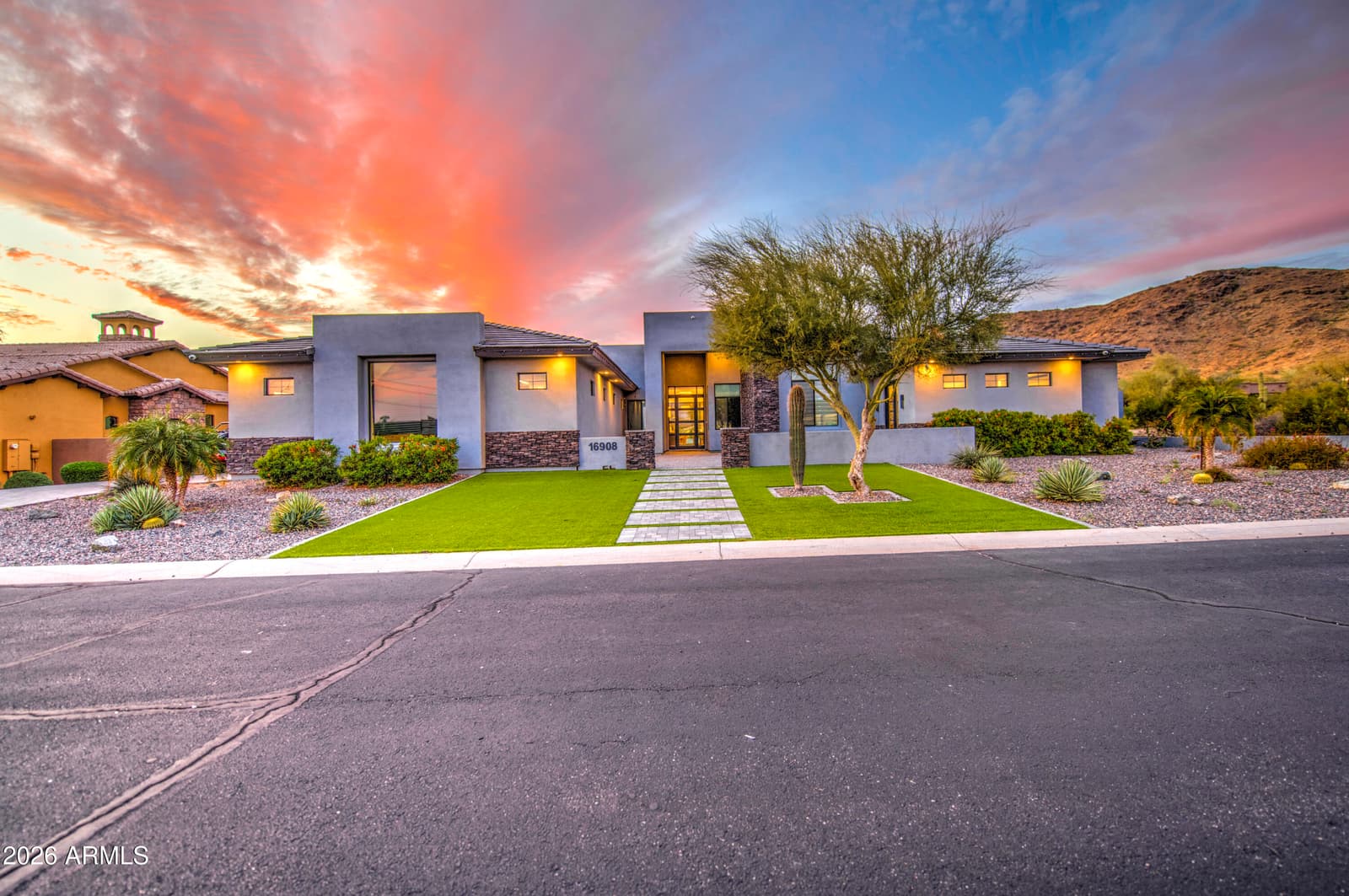 16908 S 31ST Lane, Phoenix, AZ 85045 — photo 7 of 122