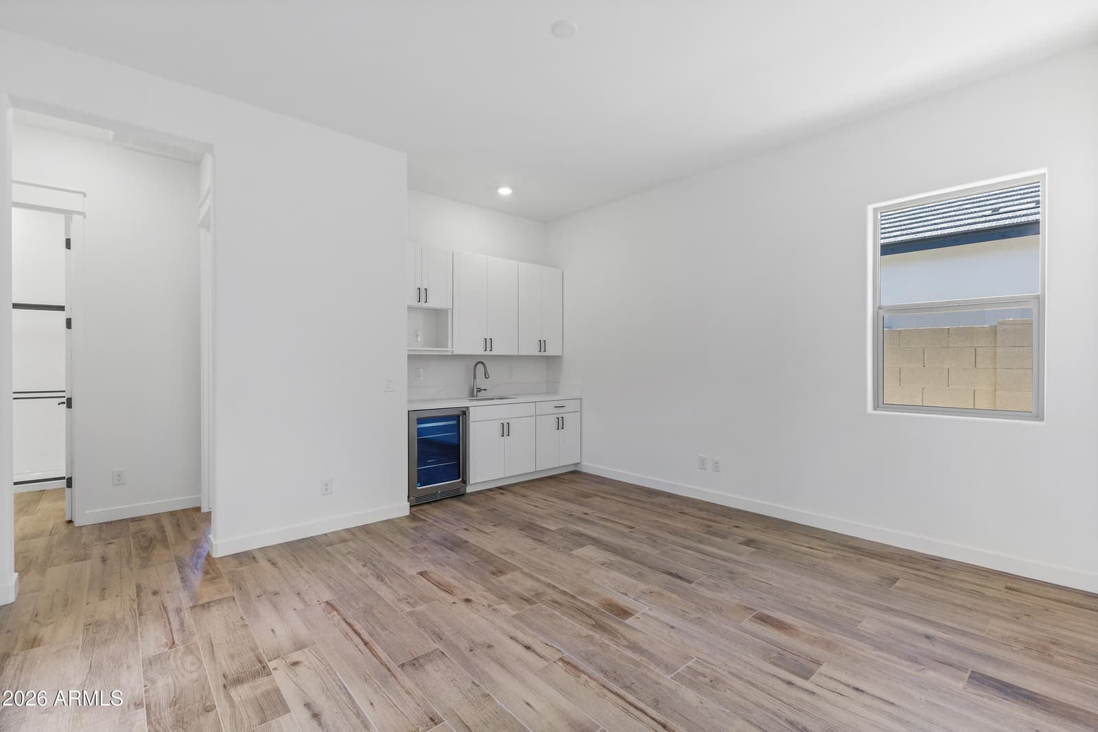 7569 W Evans Drive, Peoria, AZ 85381 — photo 7 of 14