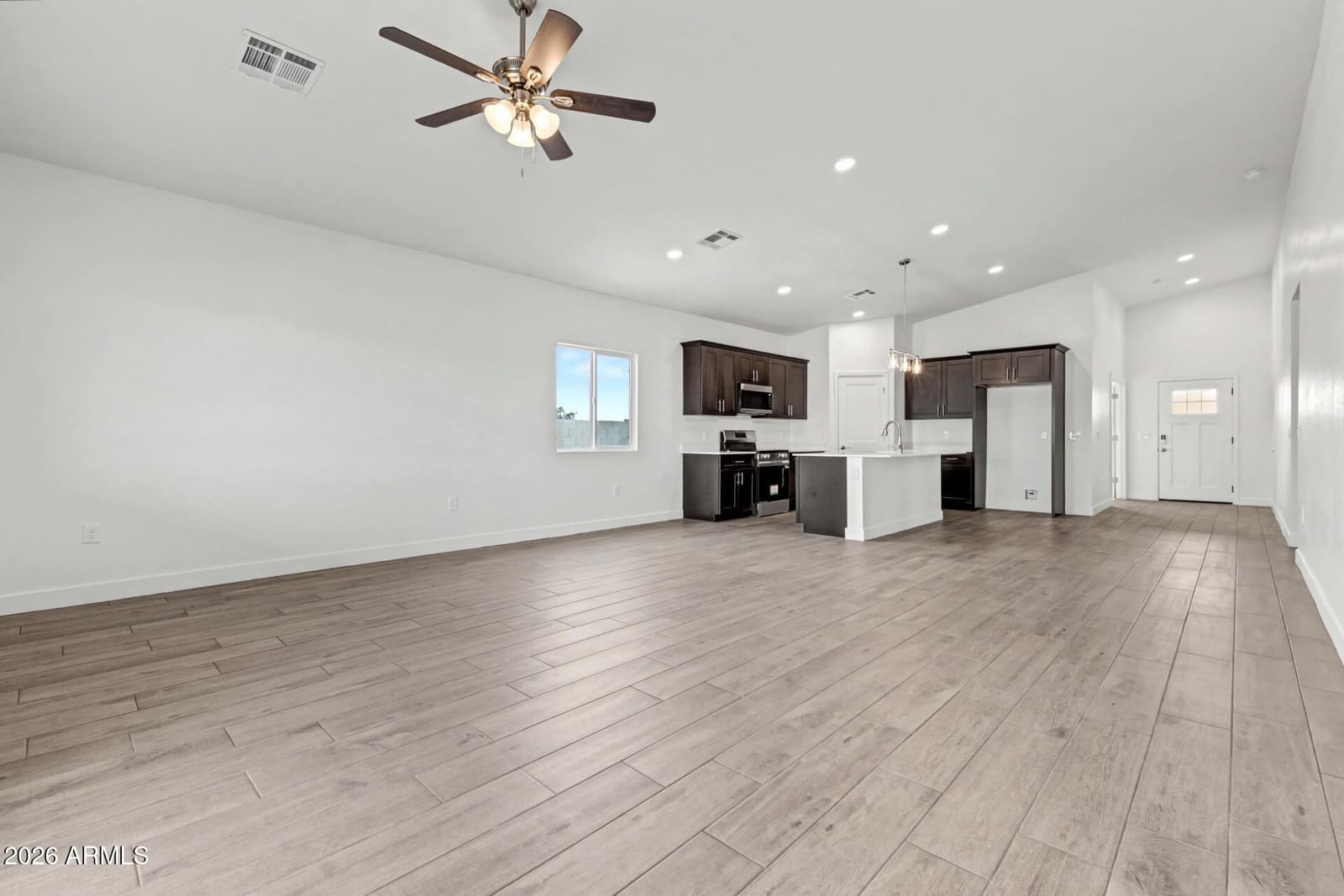 9786 W APPALOOSA Trail, Casa Grande, AZ 85194 — photo 8 of 49