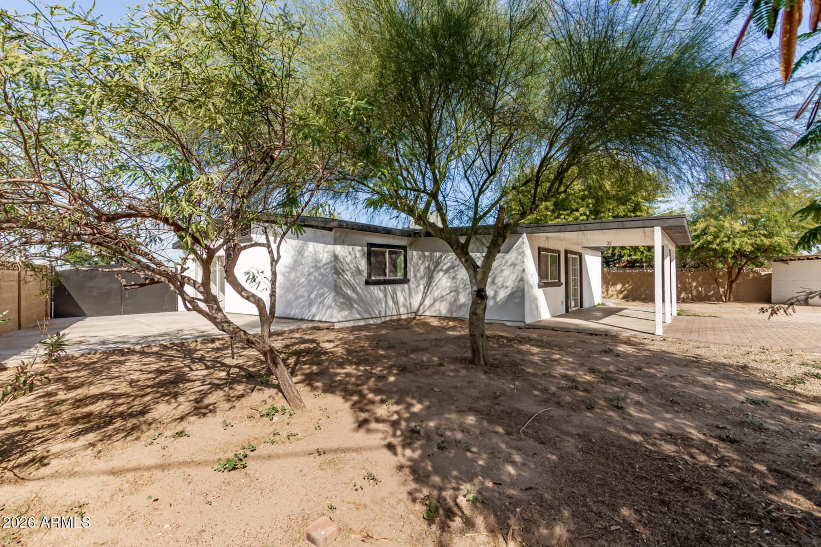 7715 W CRITTENDEN Lane, Phoenix, AZ 85033 — photo 27 of 30