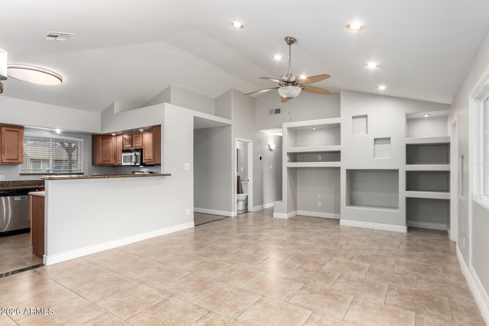 4637 E GRANADA Road, Phoenix, AZ 85008 — photo 9 of 30