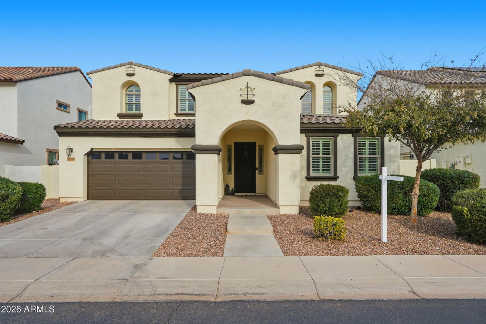 2830 E PEARL Street, Mesa, AZ 85213 — photo 5 of 67