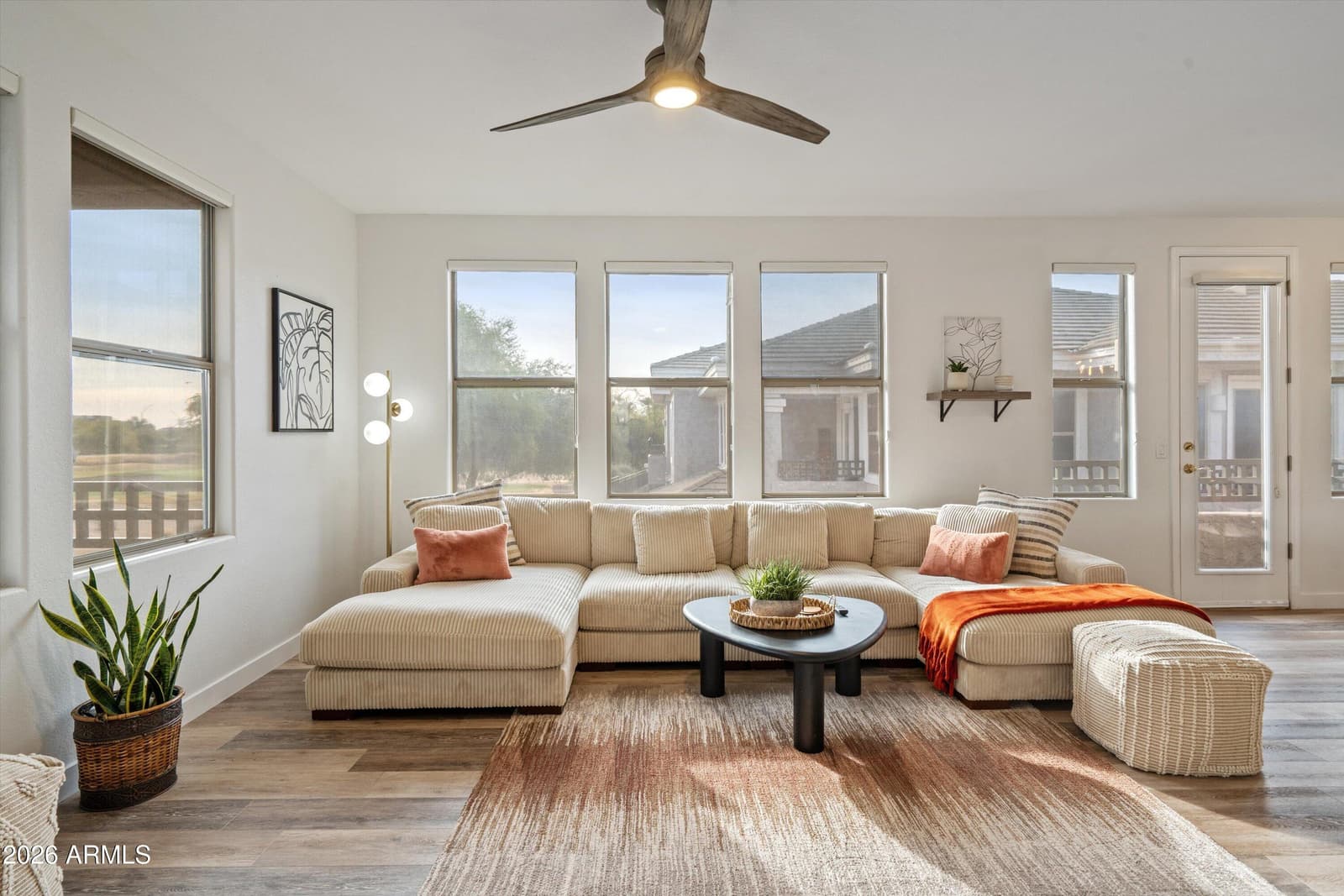 15221 N CLUBGATE Drive 2078, Scottsdale, AZ 85254 — photo 1 of 33