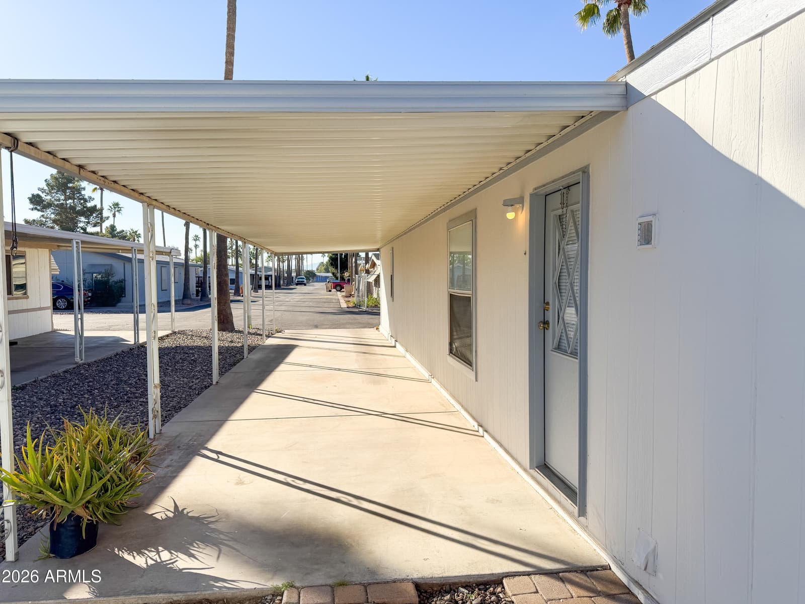 7920 W GLENDALE Avenue 40, Glendale, AZ 85303 — photo 4 of 22