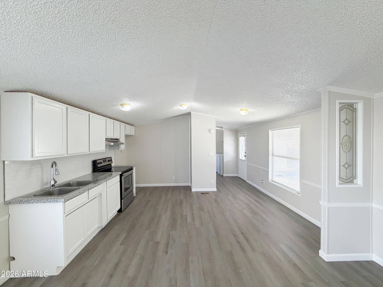 7920 W GLENDALE Avenue 40, Glendale, AZ 85303 — photo 9 of 22