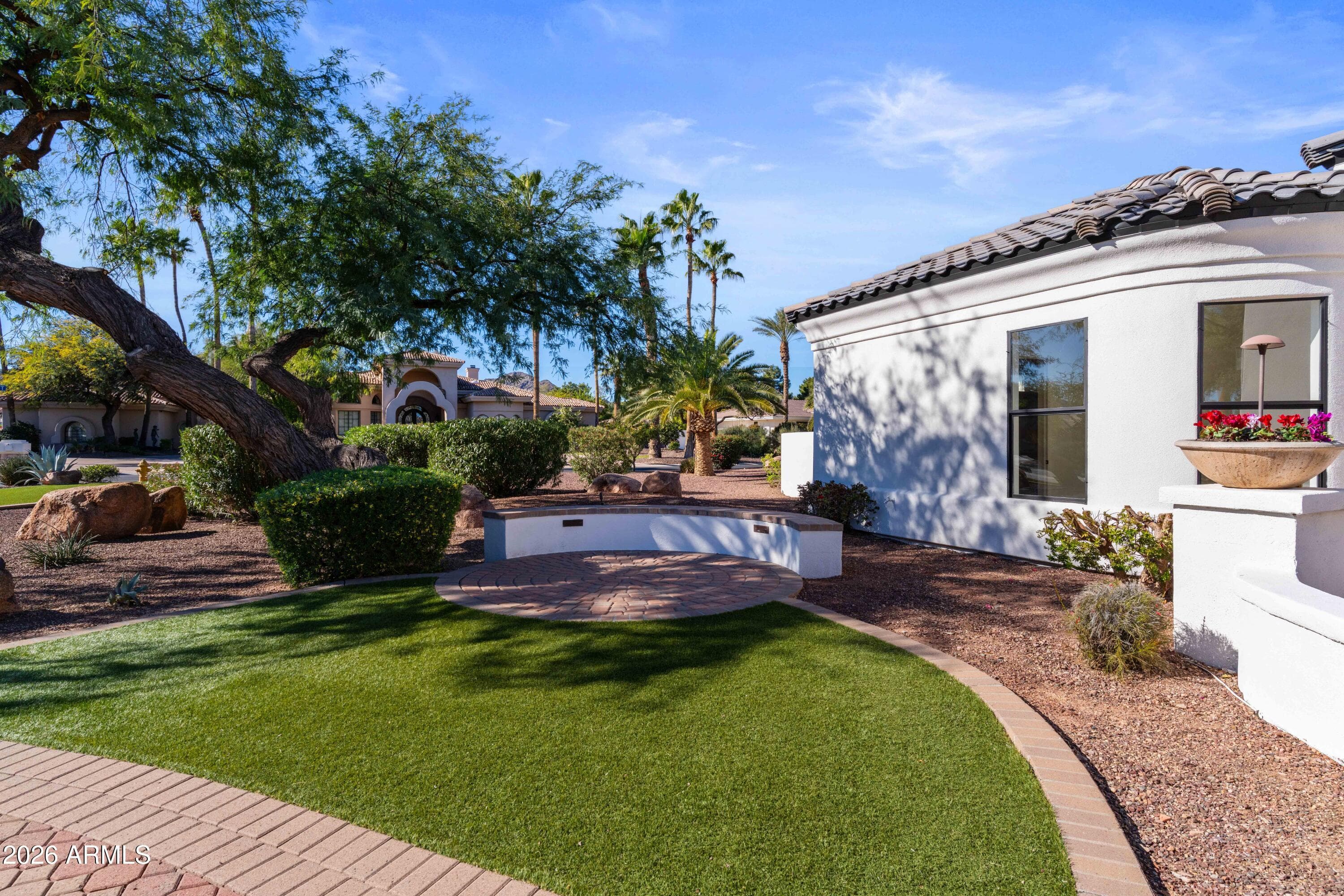 7126 E BLUEBIRD Lane, Paradise Valley, AZ 85253 — photo 40 of 73