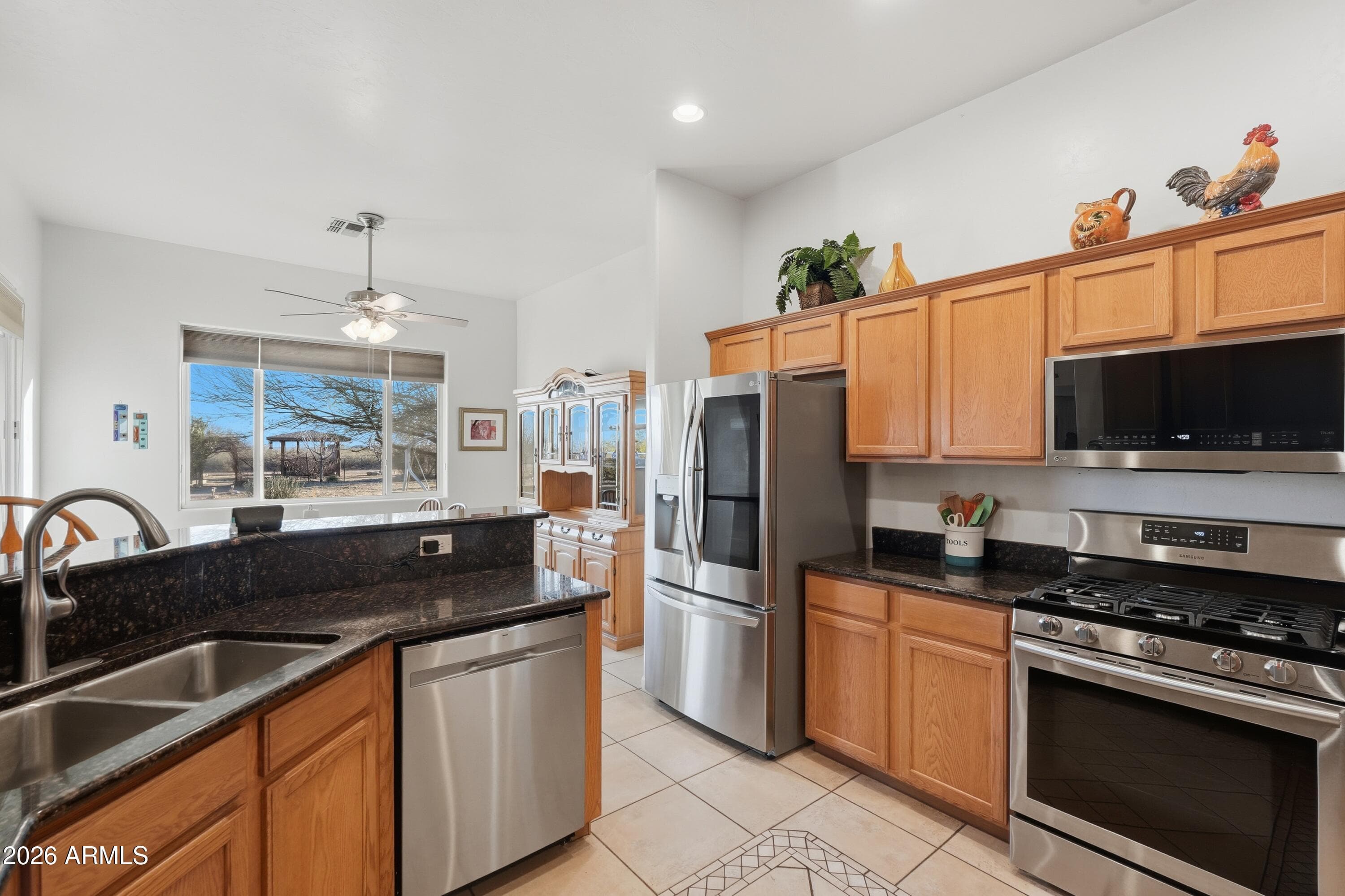 1160 E JAVELINA CROSSING Drive, Huachuca City, AZ 85616 — photo 4 of 50