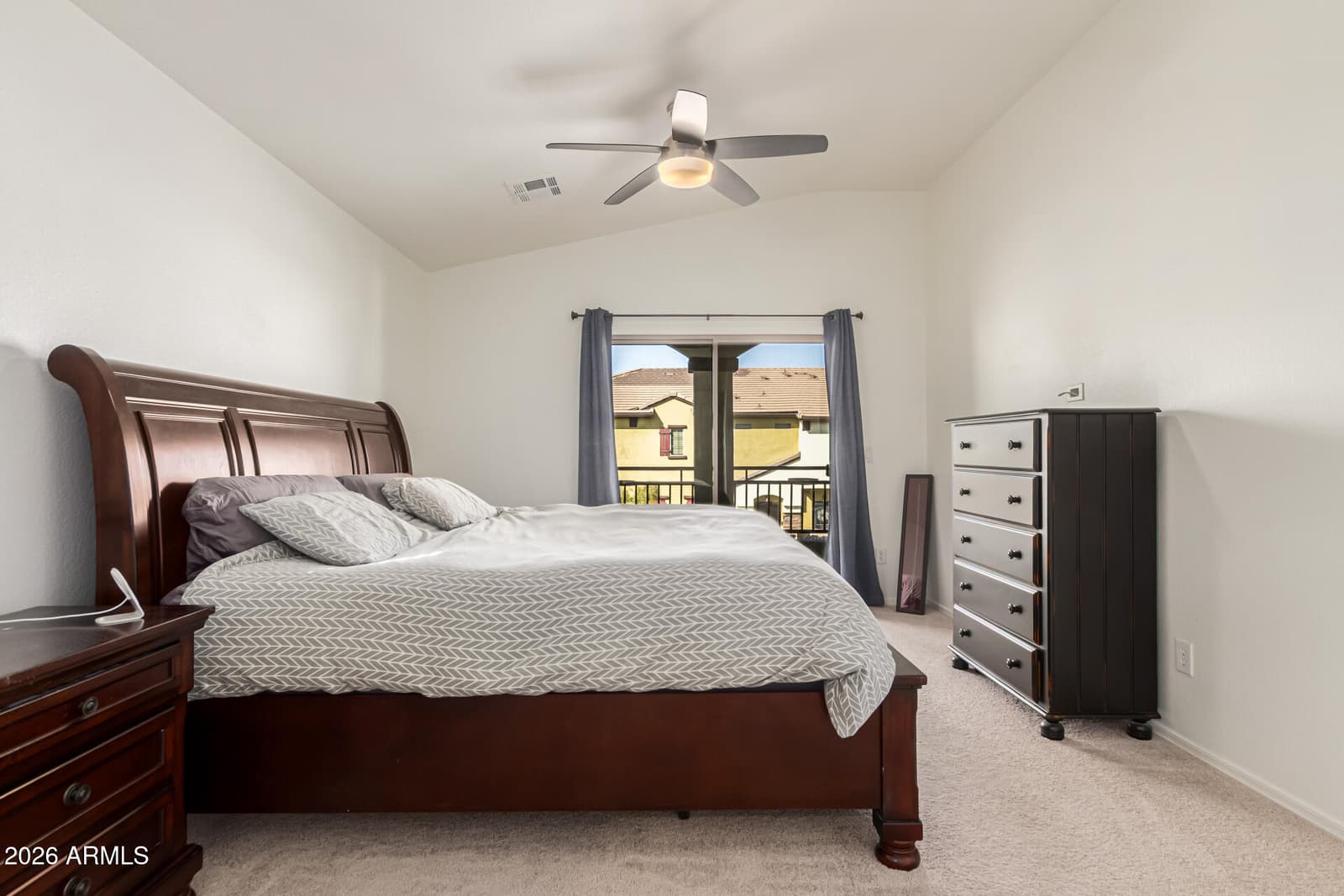 2725 E MINE CREEK Road 2022, Phoenix, AZ 85024 — photo 16 of 25