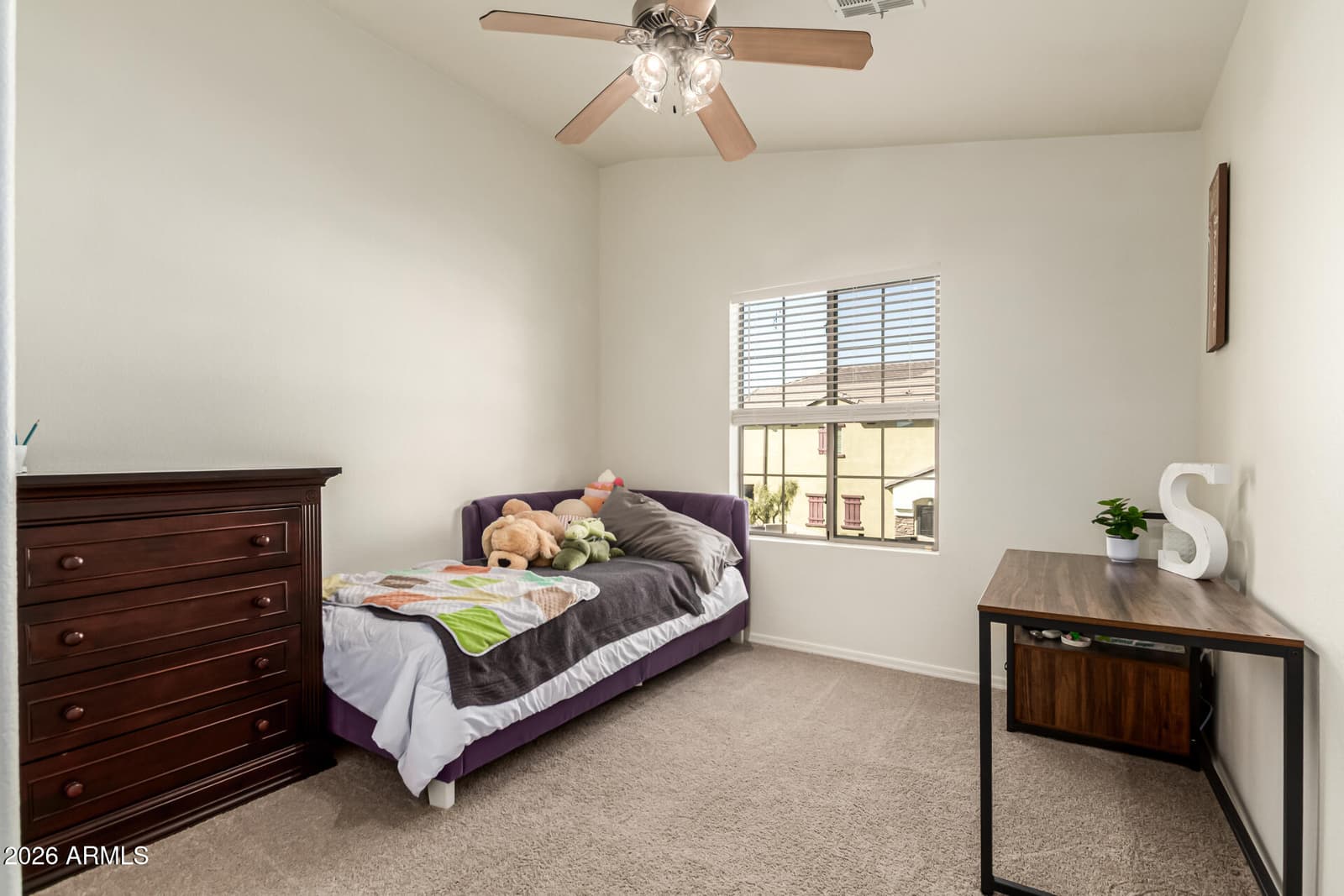 2725 E MINE CREEK Road 2022, Phoenix, AZ 85024 — photo 19 of 25