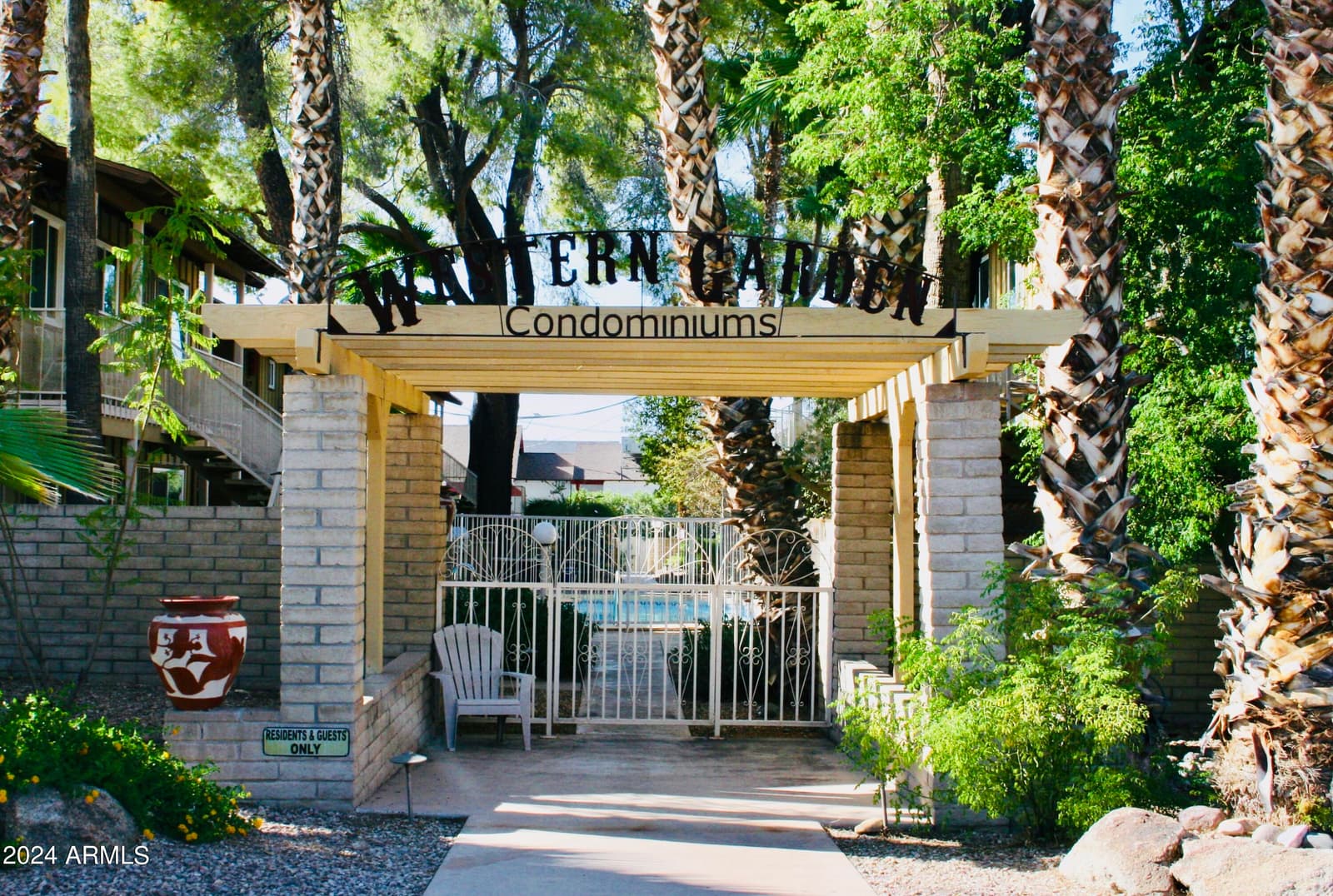 90 W Yavapai Street 8, Wickenburg, AZ 85390 — photo 1 of 27