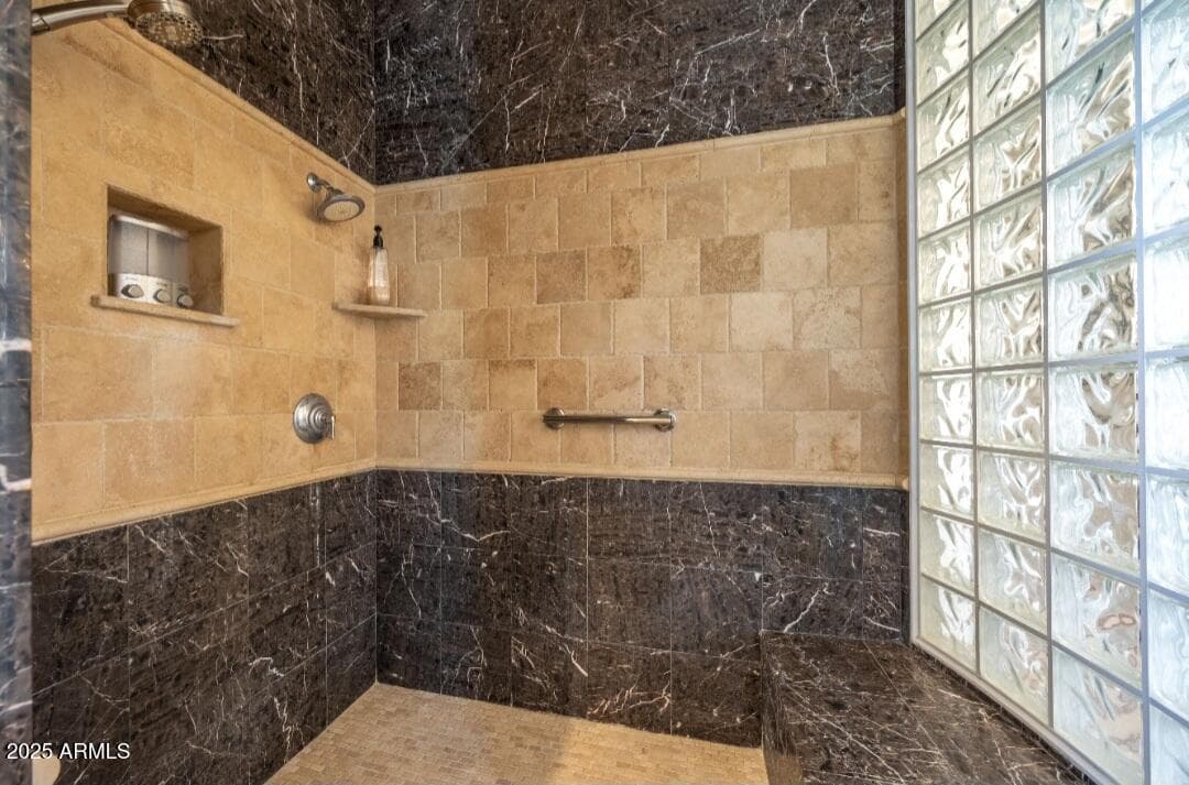 41607 N CLUB POINTE Drive, Phoenix, AZ 85086 — photo 18 of 28
