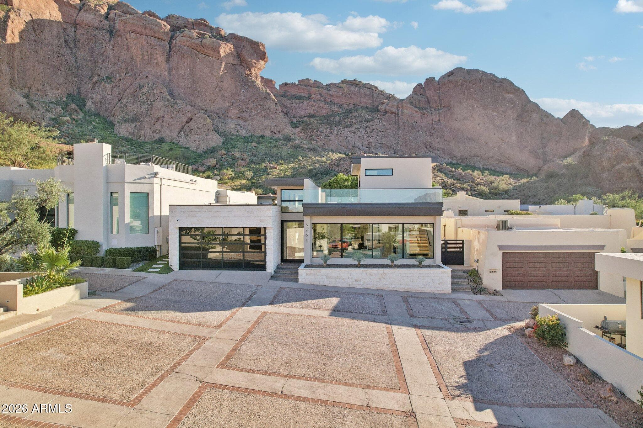 5761 N ECHO CANYON Circle, Phoenix, AZ 85018 — photo 78 of 100