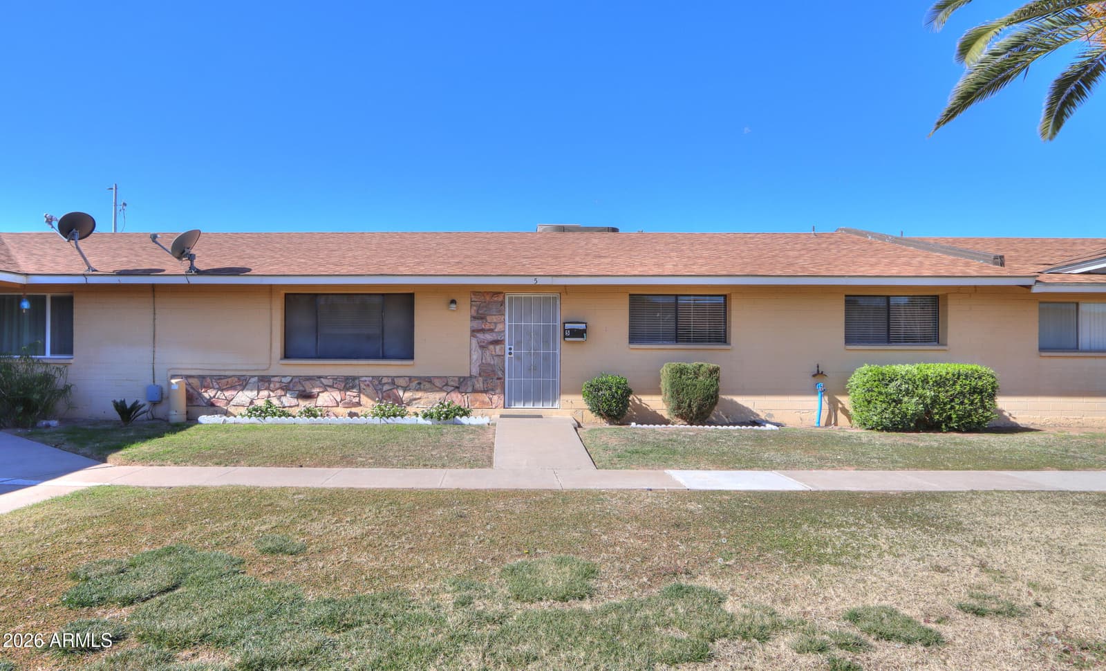 711 E LAUREL Drive 5, Casa Grande, AZ 85122 — photo 4 of 43