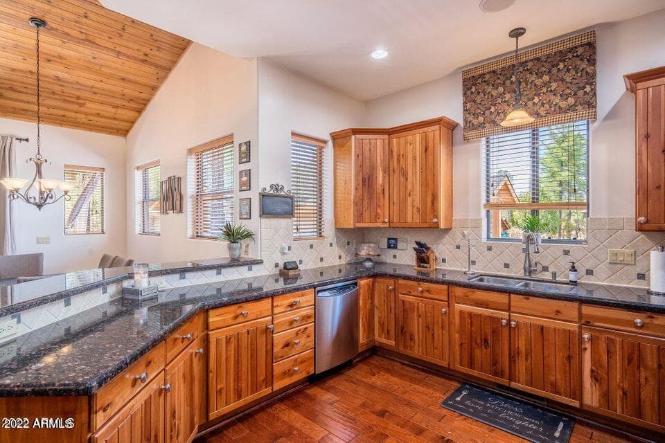 906 N AUTUMN SAGE Court, Payson, AZ 85541 — photo 17 of 34