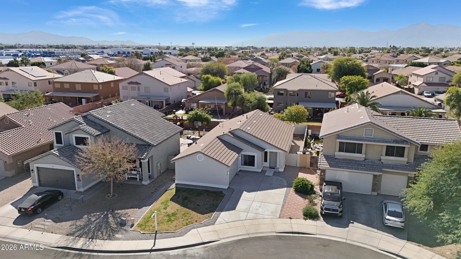 7945 W CHICKASAW Street, Phoenix, AZ 85043 — photo 1 of 23