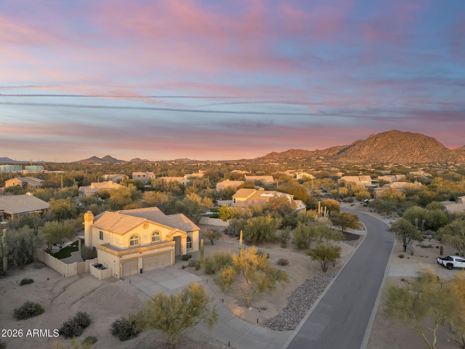 8530 E LARIAT Lane, Scottsdale, AZ 85255 — photo 9 of 51
