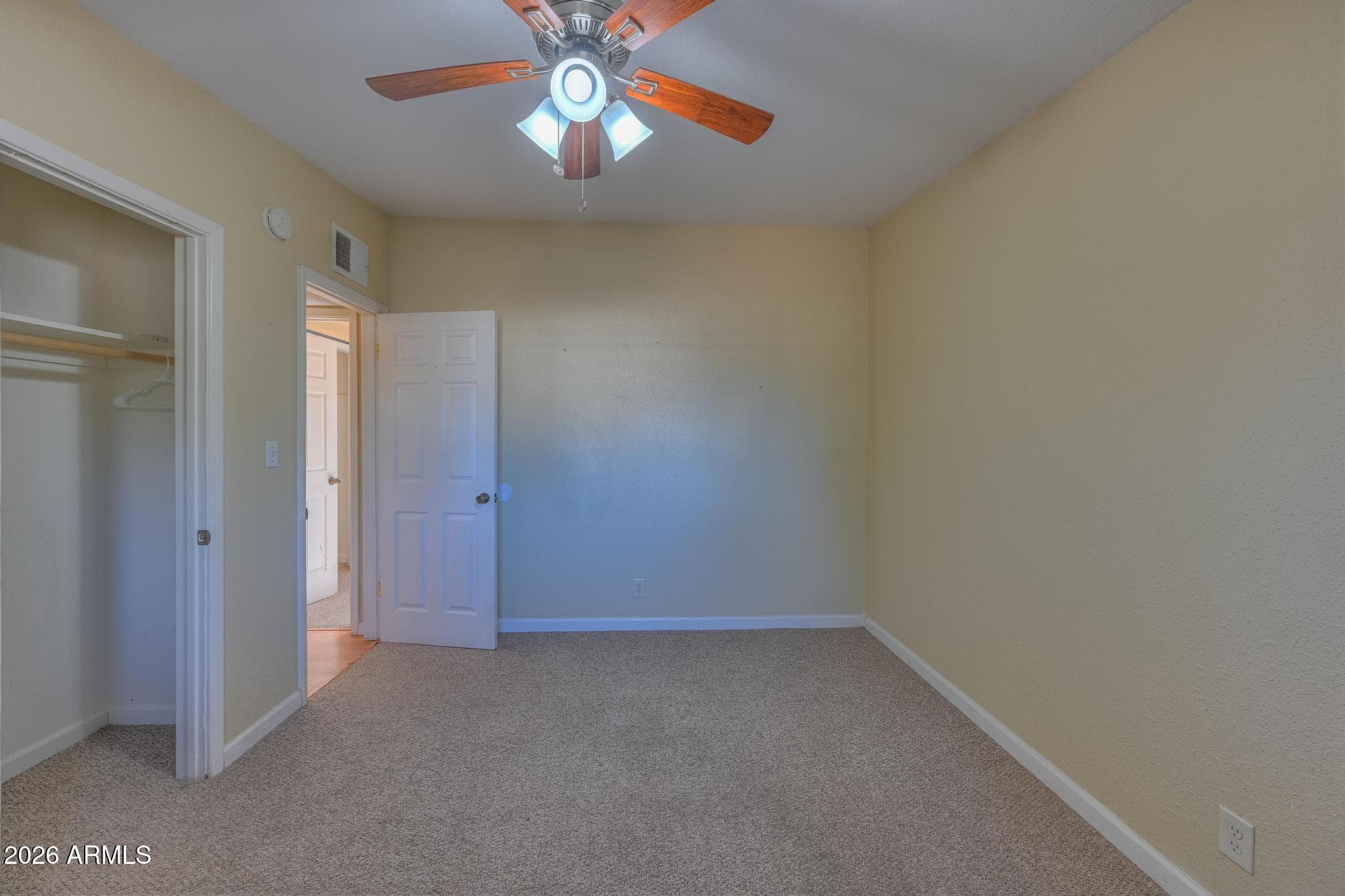 100 E FREIHAGE Drive, Sierra Vista, AZ 85635 — photo 13 of 18