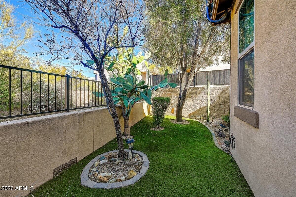 60 ALMARTE Circle, Carefree, AZ 85377 — photo 31 of 32