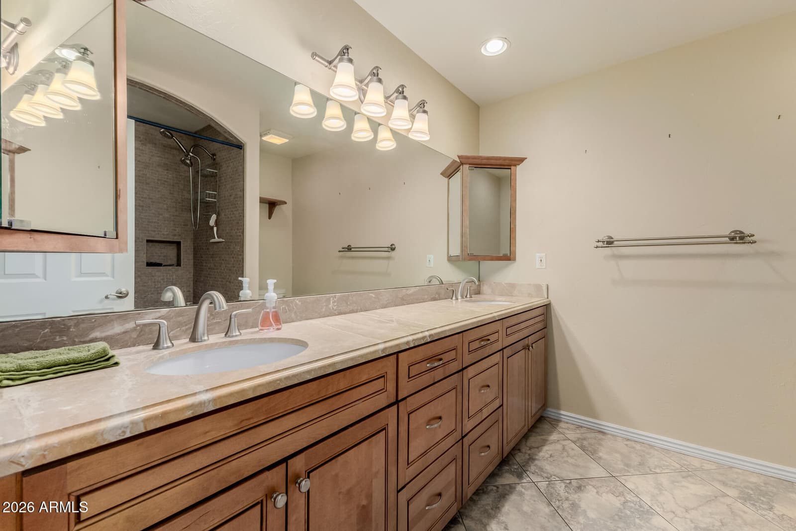 802 W CARIBBEAN Lane, Phoenix, AZ 85023 — photo 82 of 94