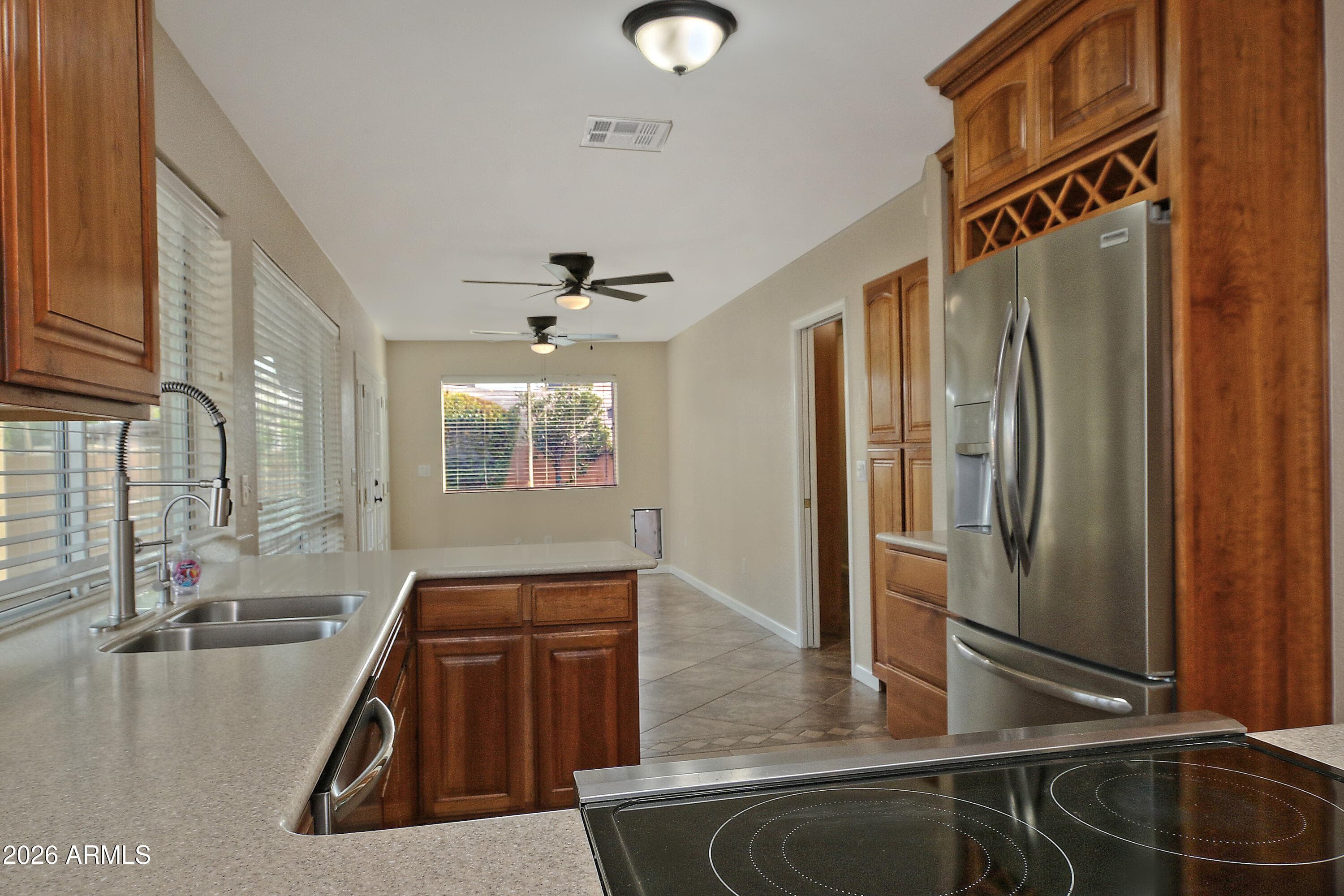 1938 E DIAMOND Drive, Tempe, AZ 85283 — photo 7 of 31