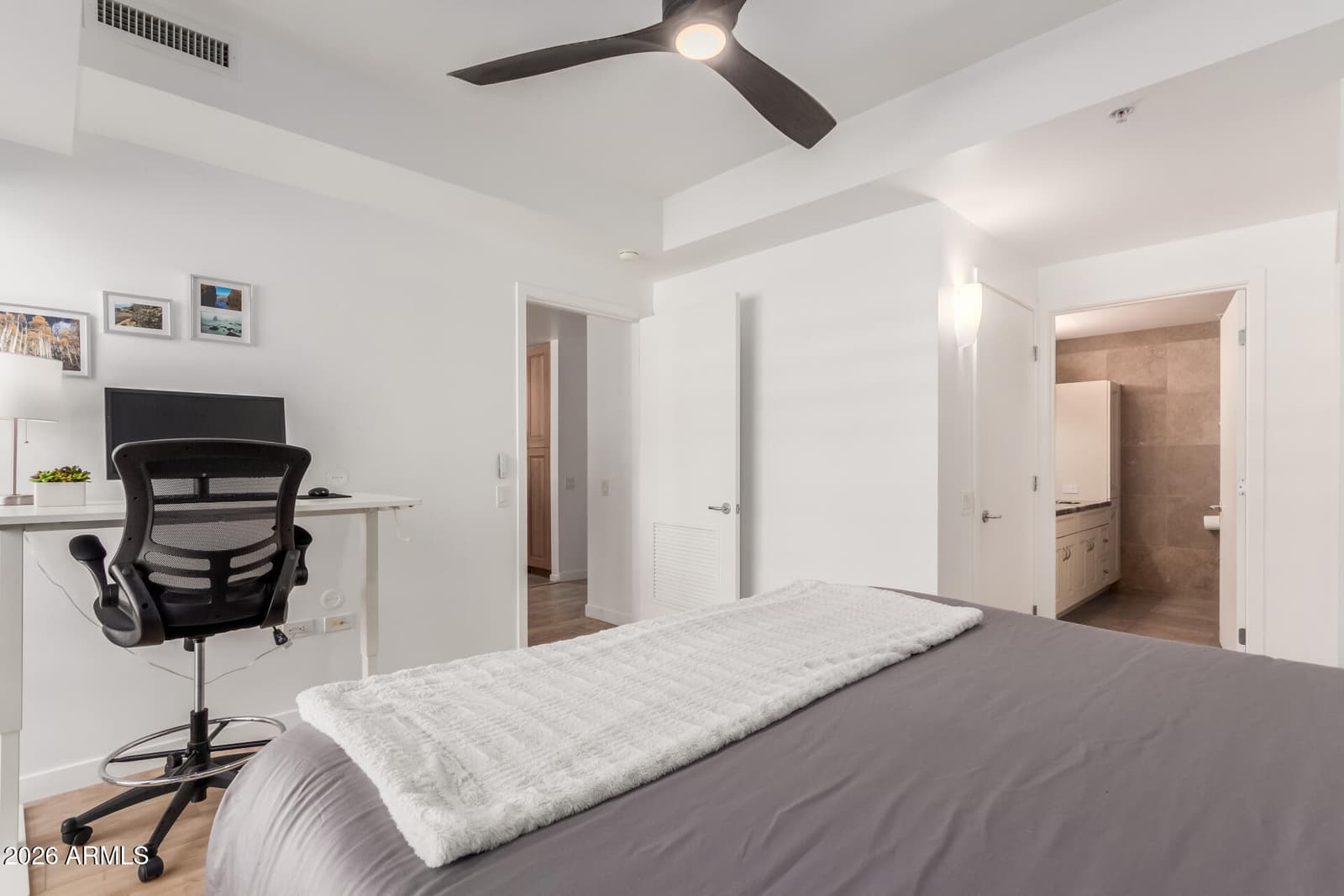 7161 E RANCHO VISTA Drive 2015, Scottsdale, AZ 85251 — photo 16 of 38