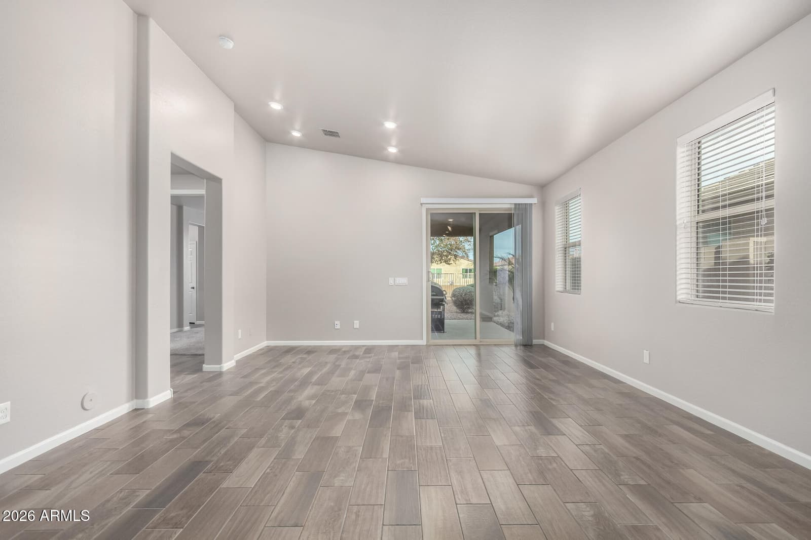 854 W LOWELL Drive, San Tan Valley, AZ 85140 — photo 13 of 24