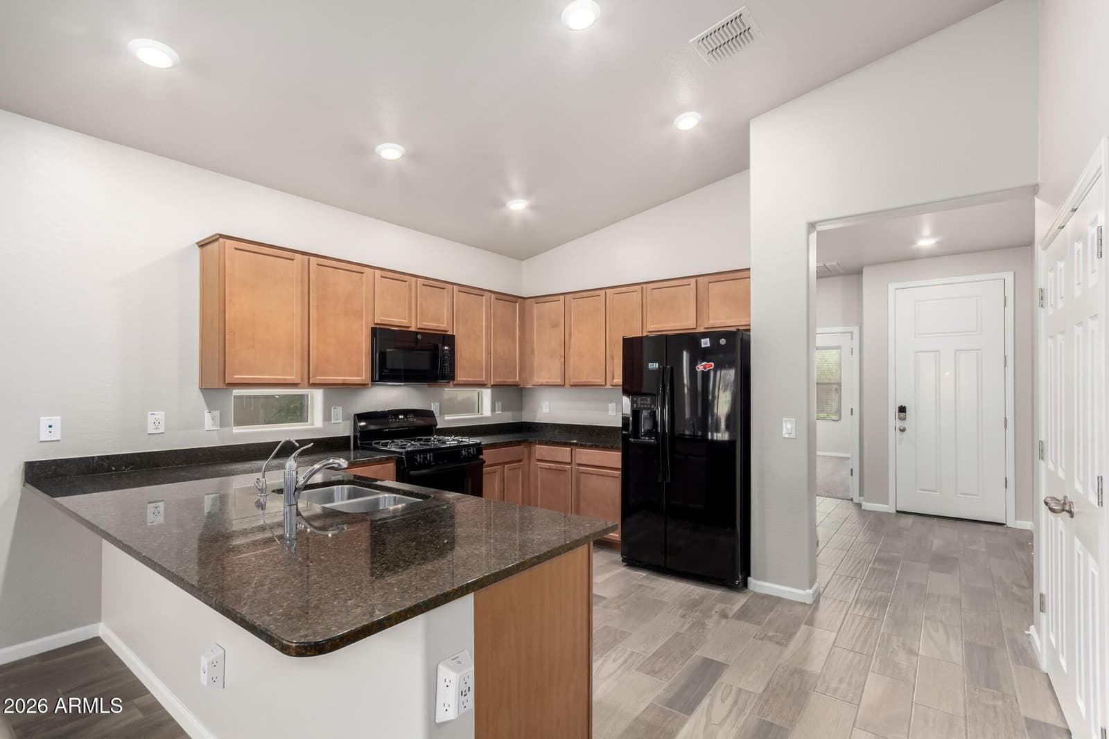 854 W LOWELL Drive, San Tan Valley, AZ 85140 — photo 2 of 24