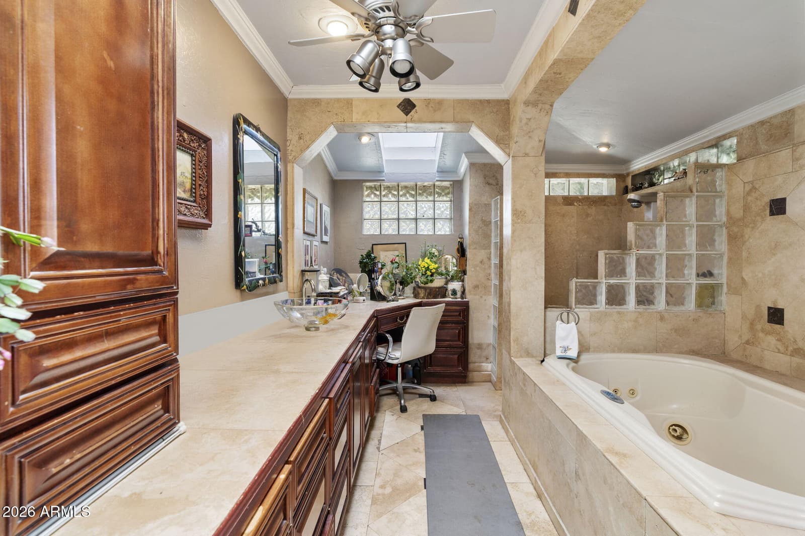 8018 E VISTA BONITA Drive, Scottsdale, AZ 85255 — photo 19 of 34