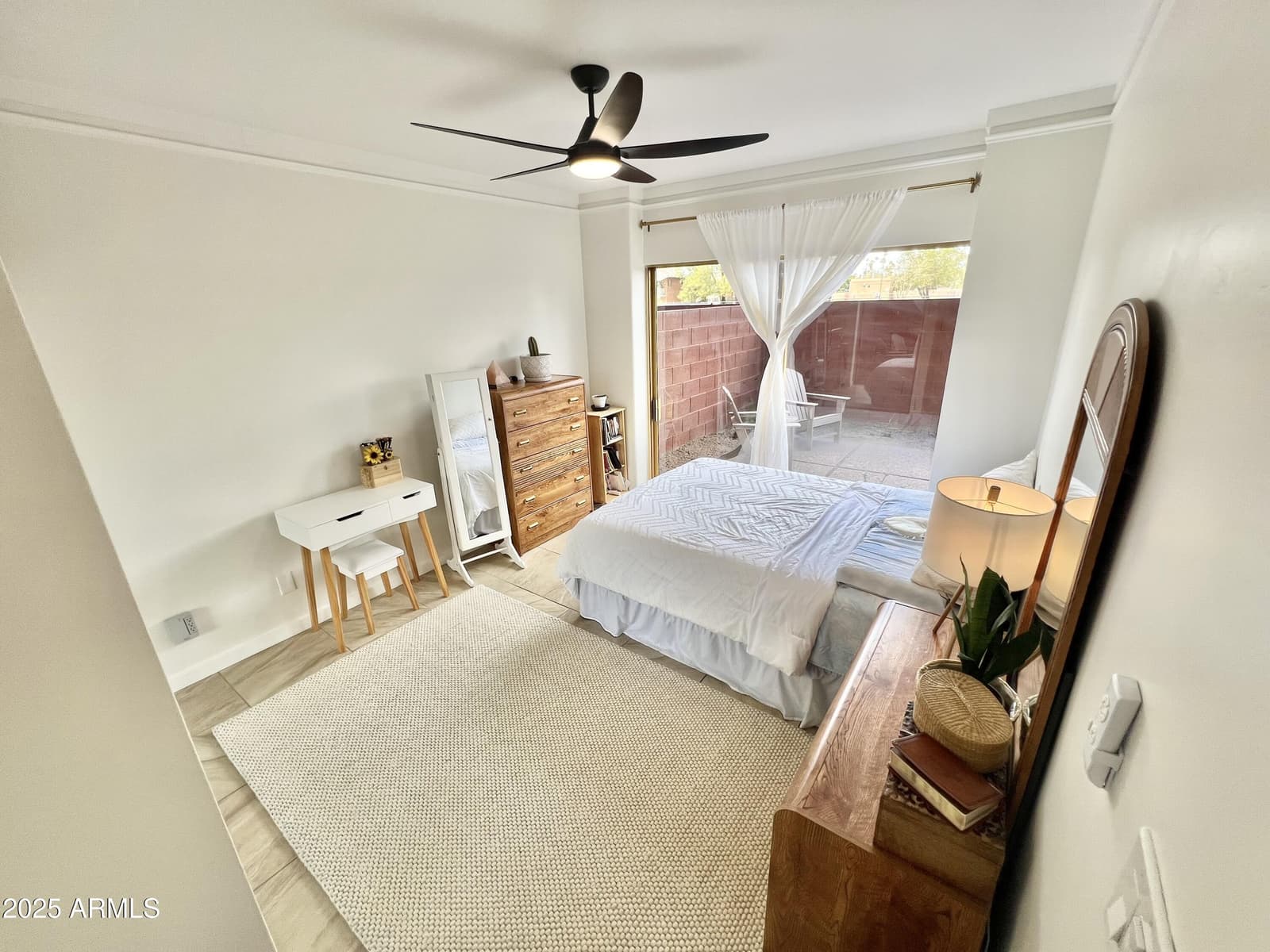4750 N CENTRAL Avenue 1N, Phoenix, AZ 85012 — photo 9 of 47