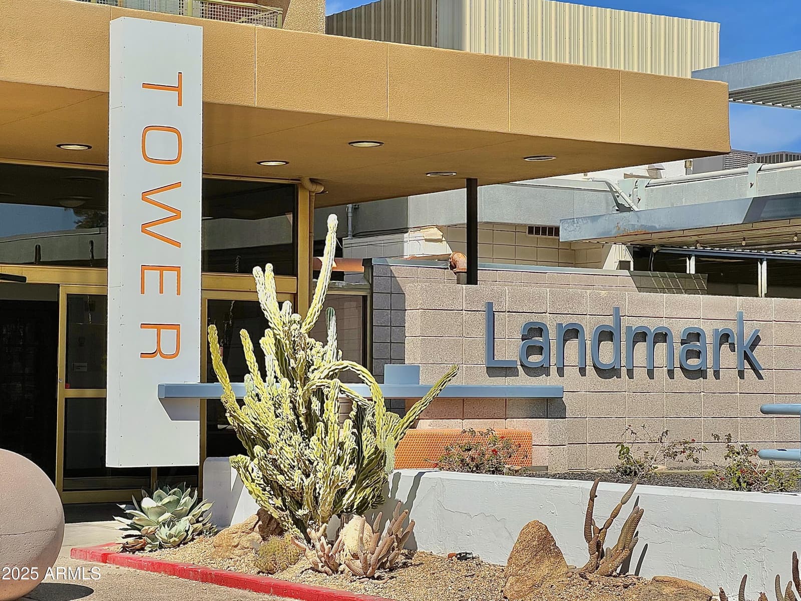4750 N CENTRAL Avenue 1N, Phoenix, AZ 85012 — photo 39 of 47